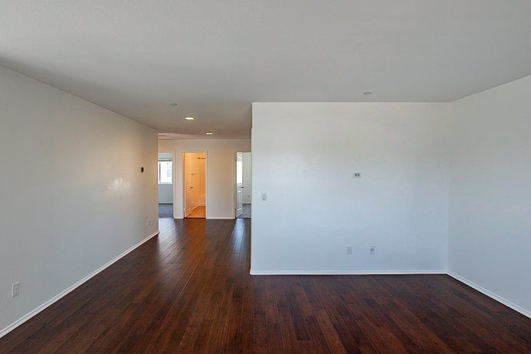 Photo 19 of 34 - 34925 Lava Tree Ln, Winchester, CA 92596