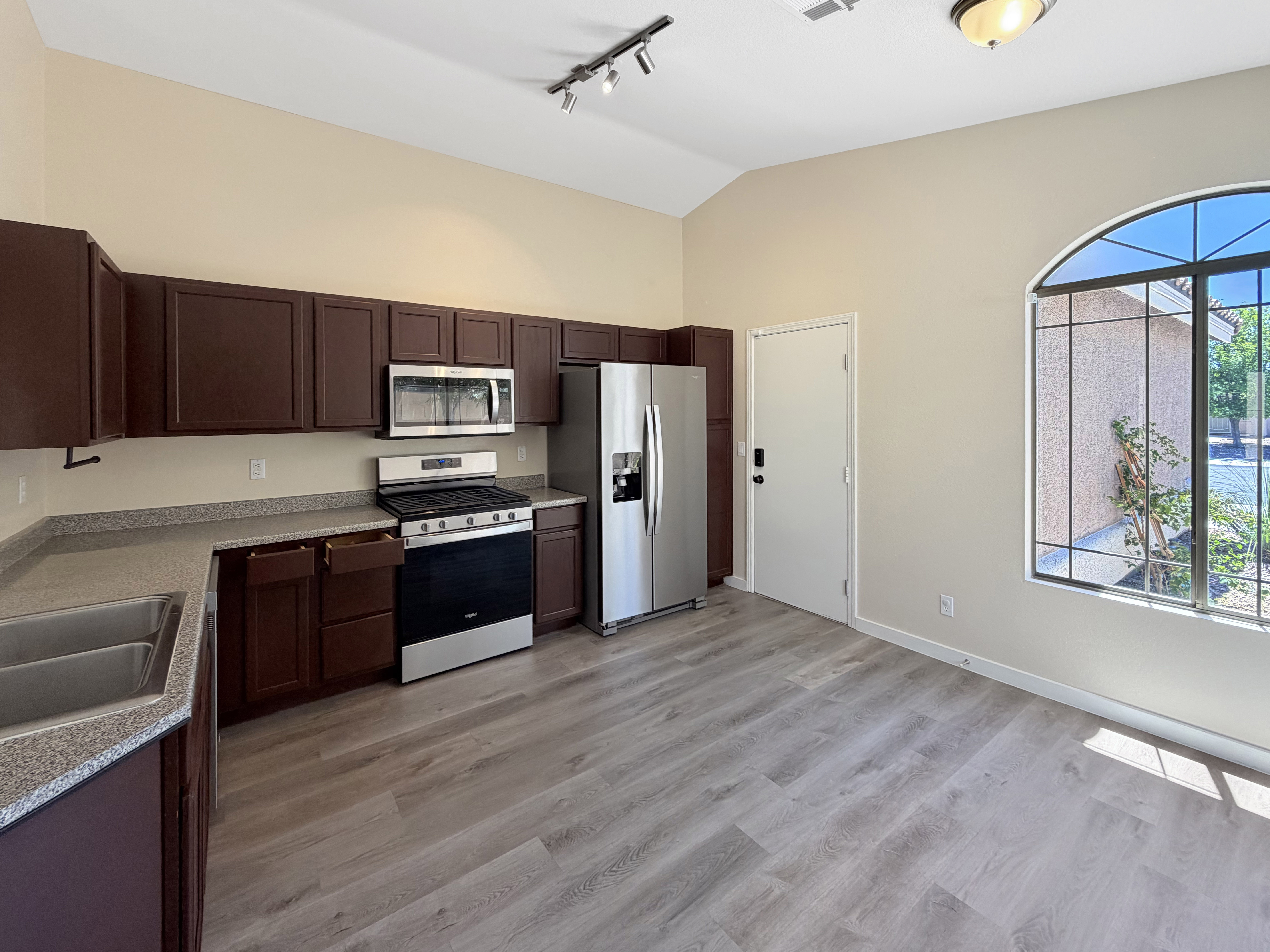 Photo 24 of 41 of 7912 Quill Gordon Ave, Las Vegas, NV
