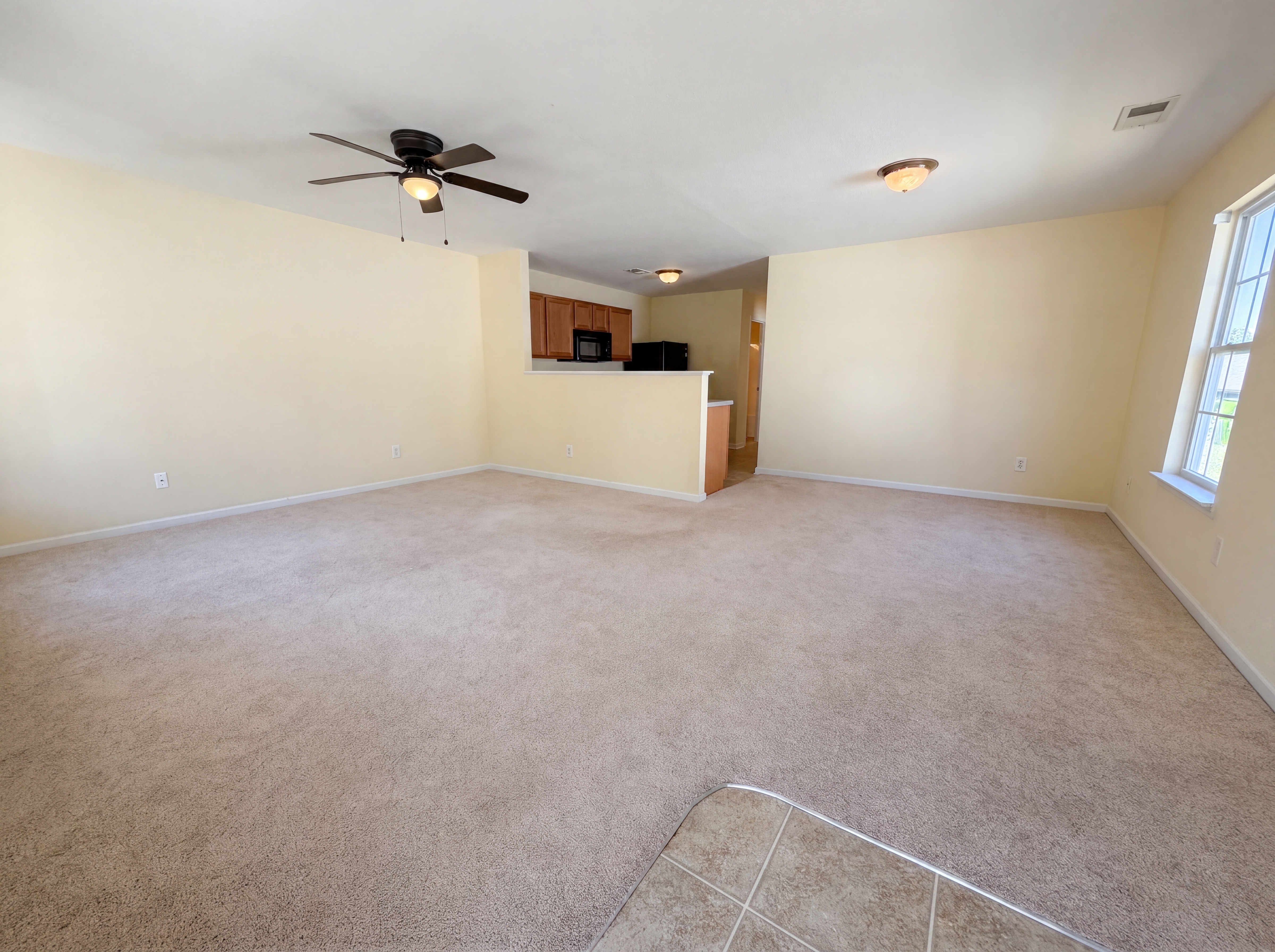 Photo 3 of 15 of 1033 Rabon Pond Dr, Columbia, SC