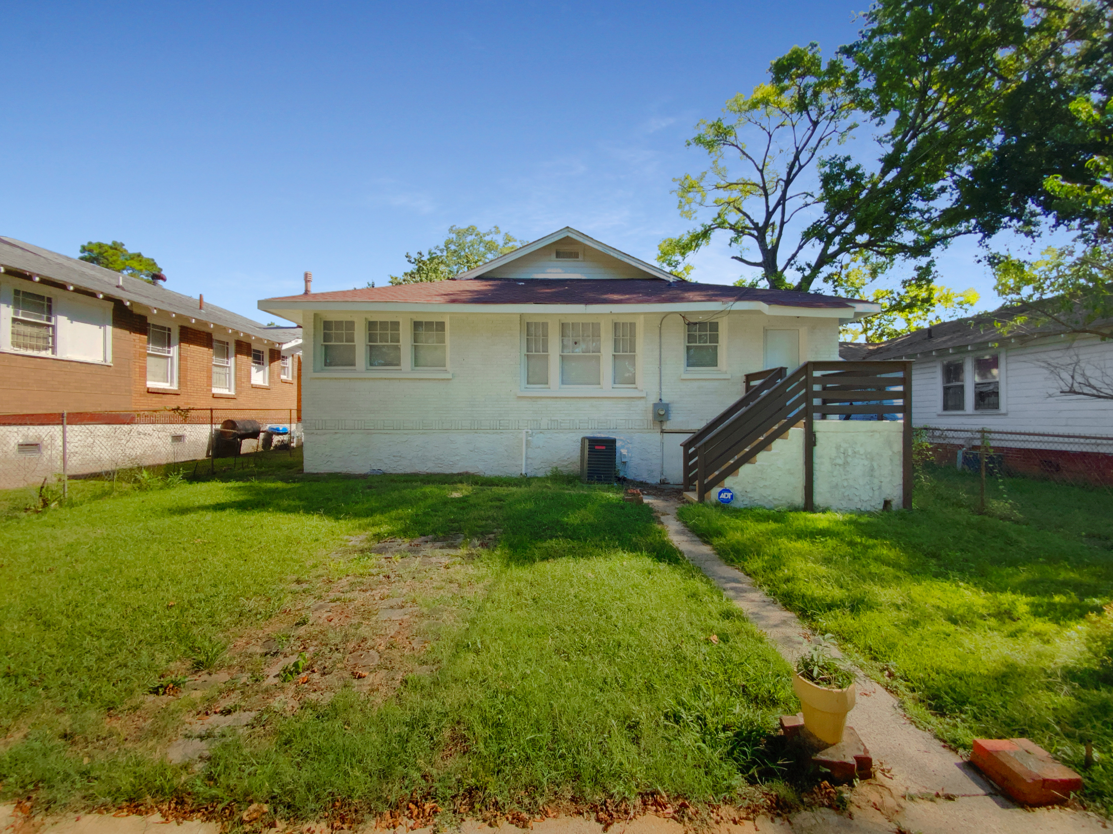 Photo 8 of 21 of 1033 Graymont Ave W, Birmingham, AL