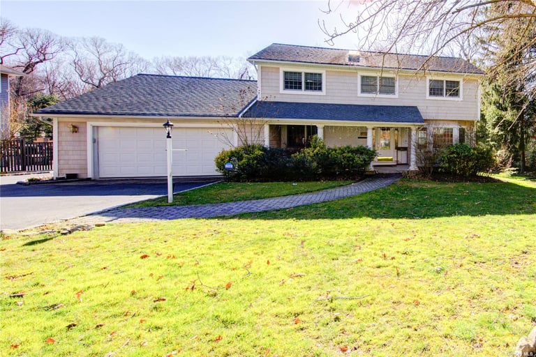 133 Village Hill Dr, Dix Hills, NY 11746 Opendoor