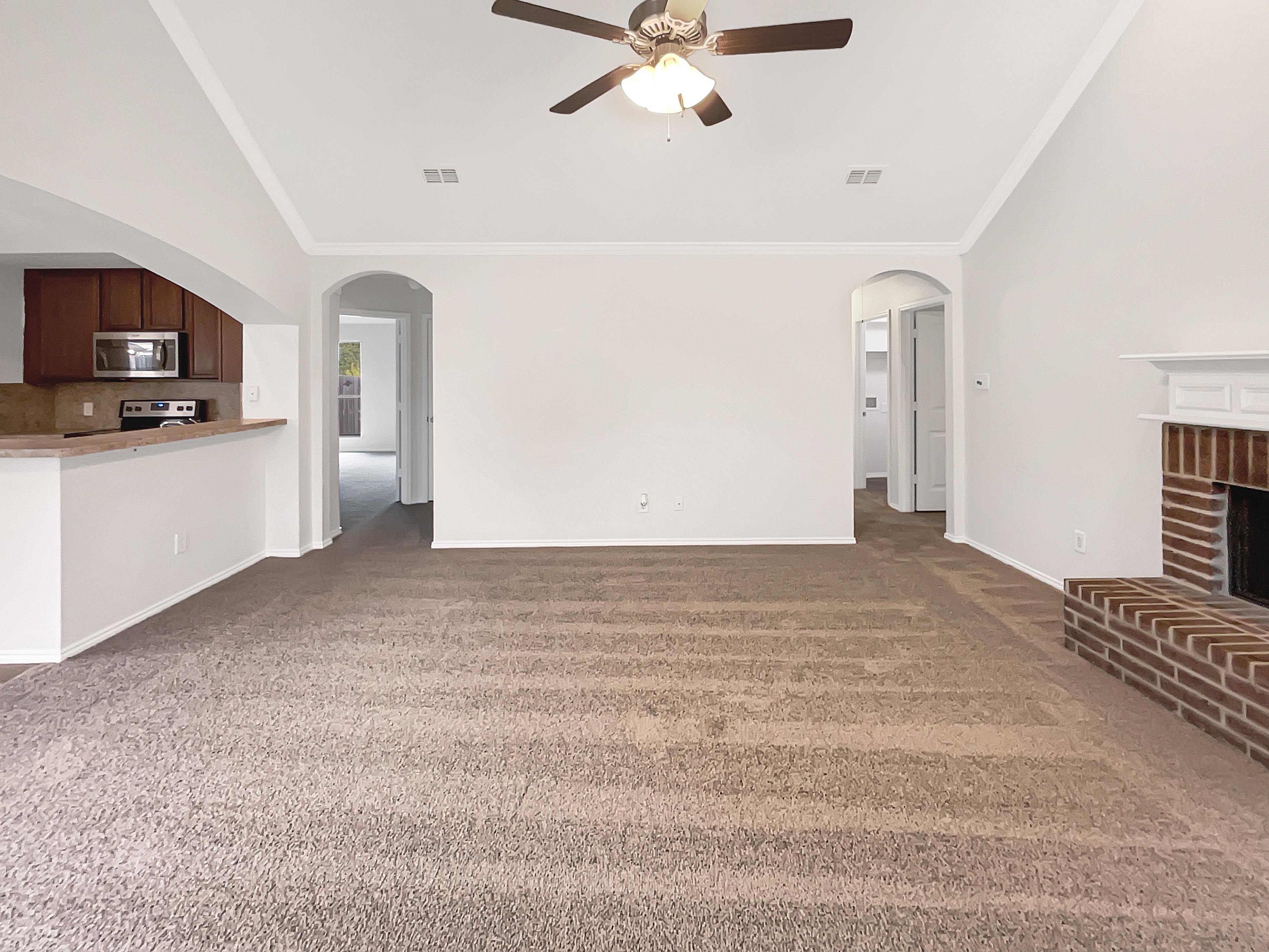 Photo 8 of 16 of 2206 Blue Bayou Dr, Dallas, TX