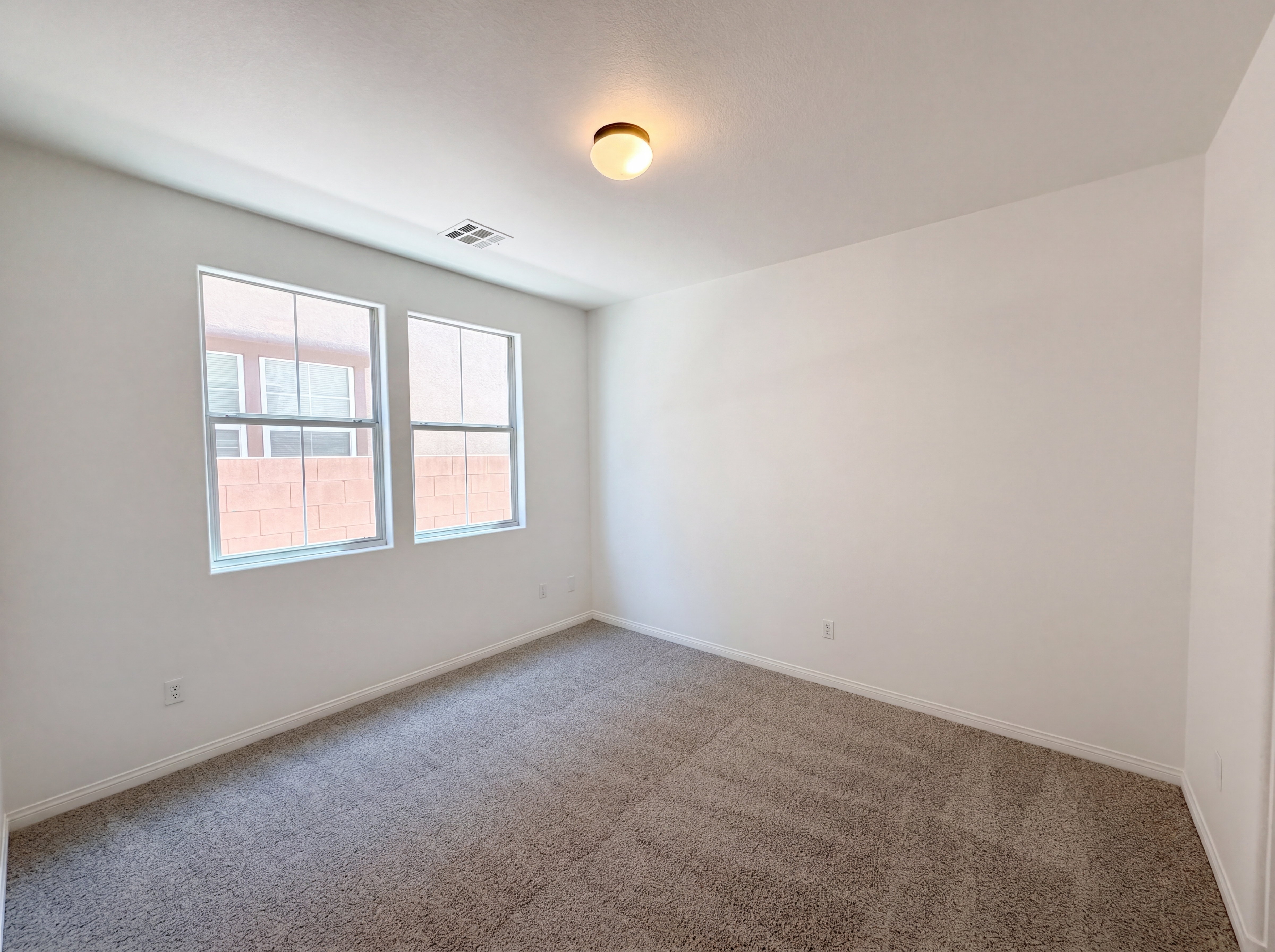Photo 6 of 44 of 3216 Bonassola Ave, North Las Vegas, NV