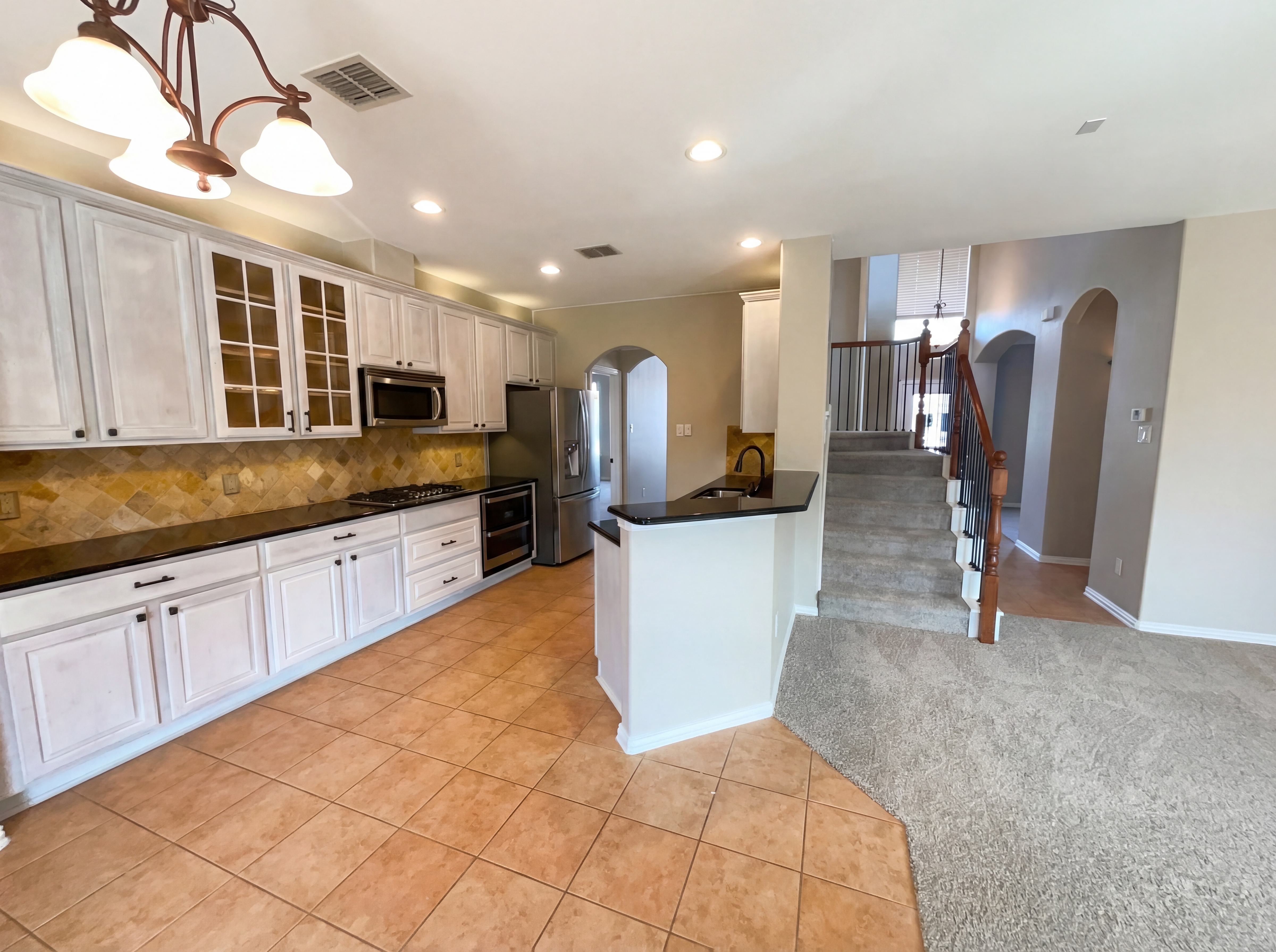 Photo 2 of 21 of 11963 Henderson Dr, Frisco, TX