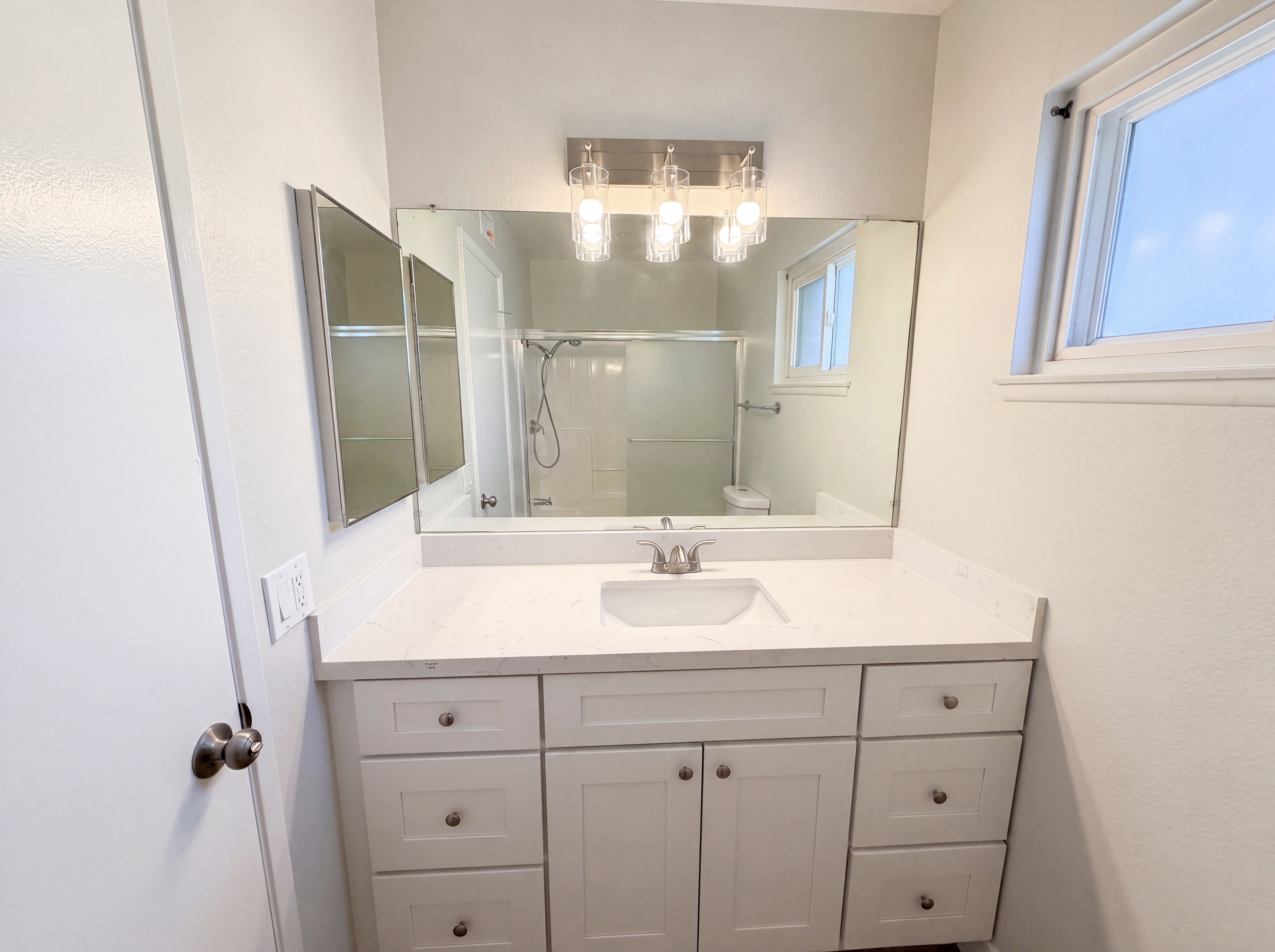 Photo 20 of 25 of 2334 W Chandler Ave, Santa Ana, CA