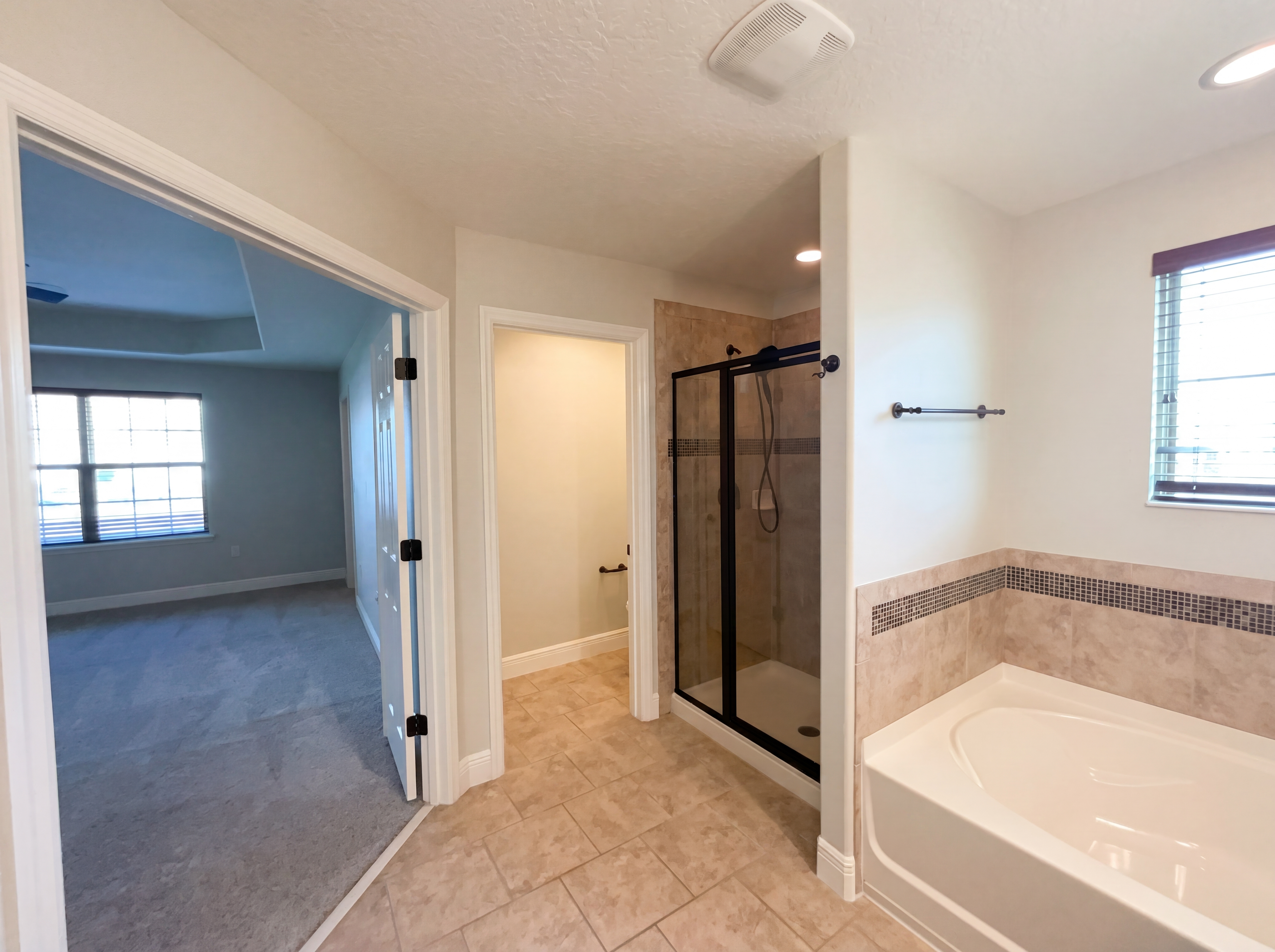 Photo 17 of 52 of 8715 Quiet Meadows Trl, Windermere, FL