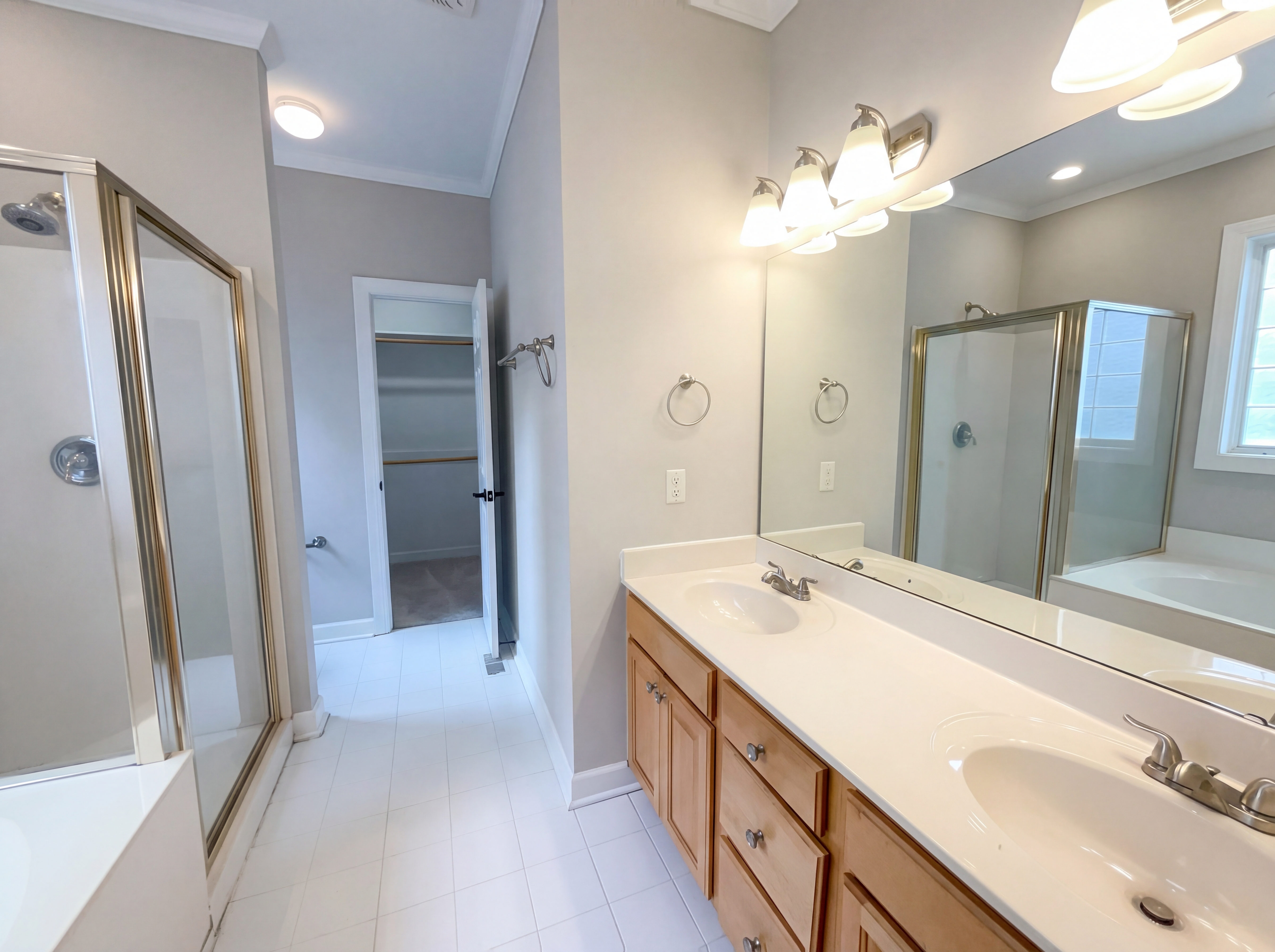 Photo 11 of 17 of 6412 Pleasant Creek Ct, Raleigh, NC