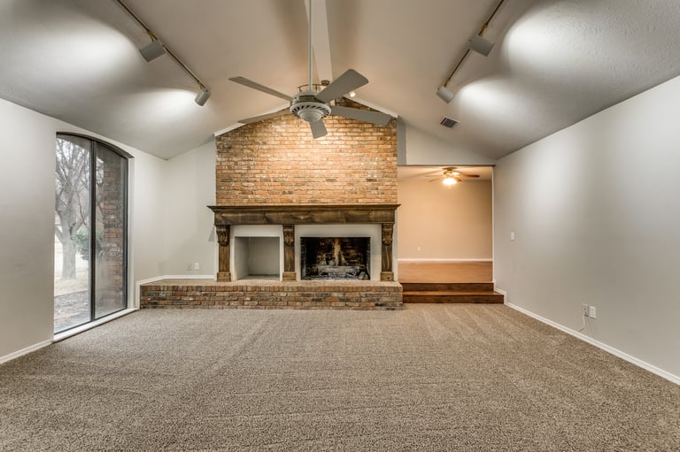 Photo 5 of 25 - 1602 Churchill Way, Rowlett, TX 75088