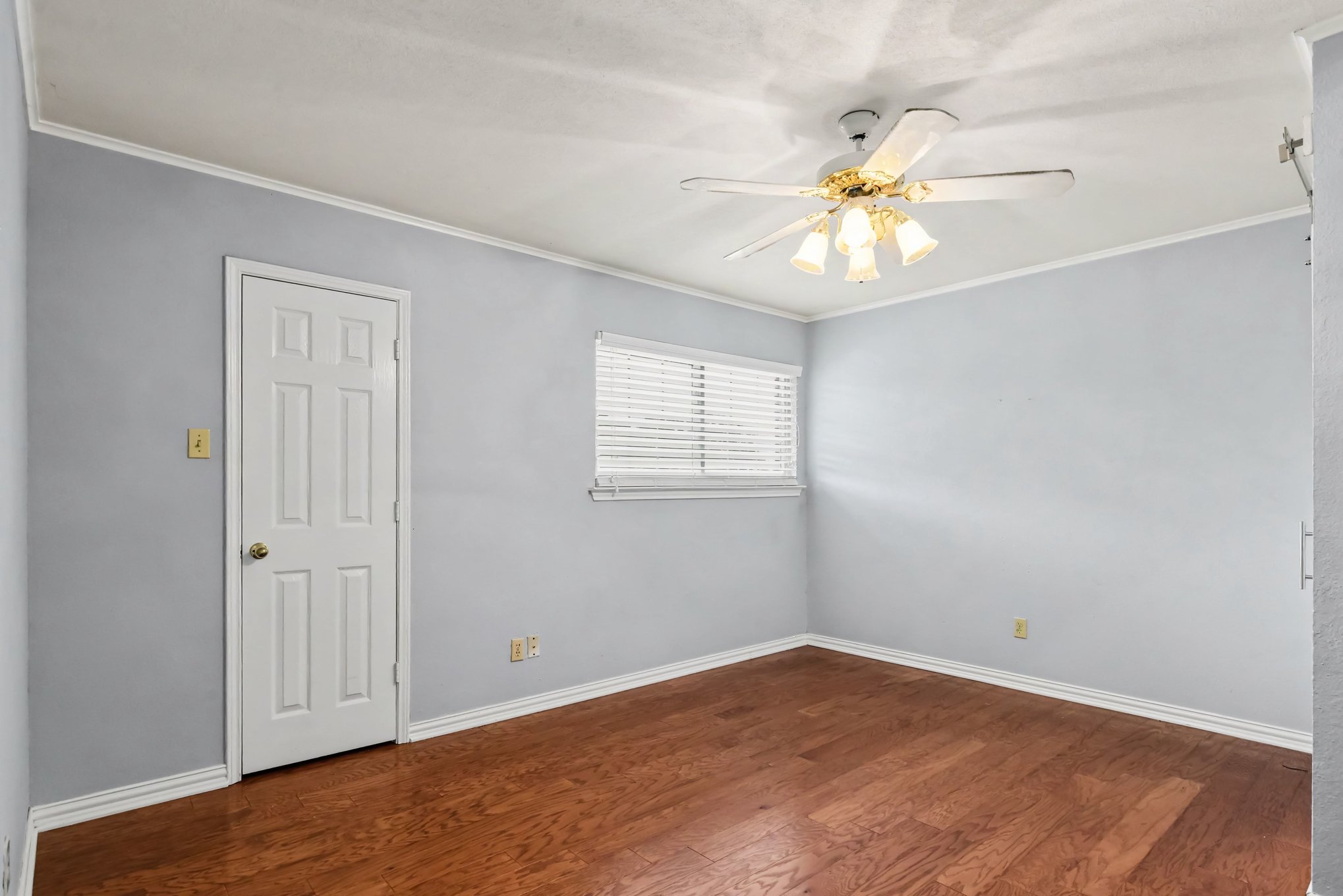 Photo 19 of 28 of 8304 Karen Ln, Terrell, TX