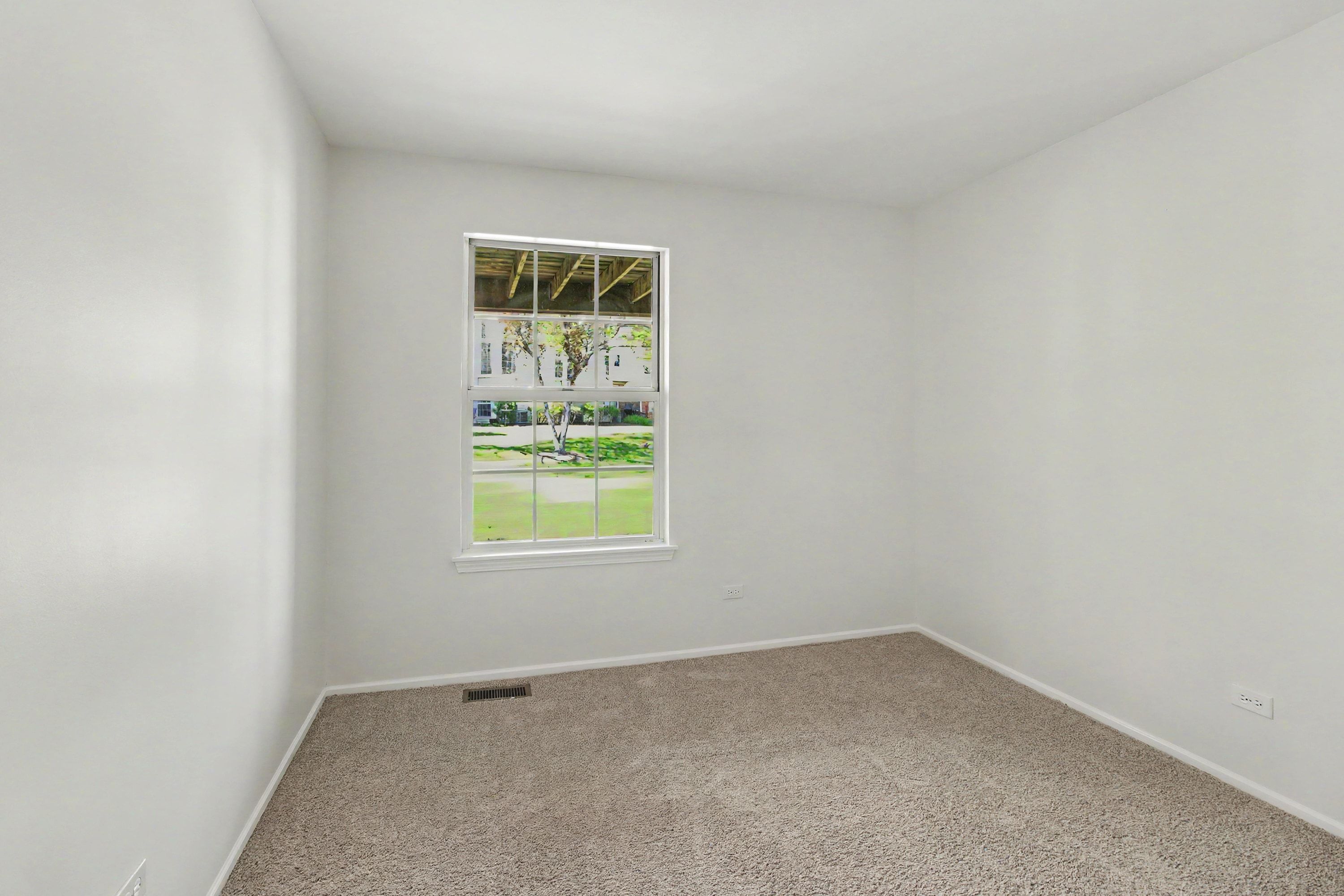 Photo 10 of 13 of 530A Pembrook Ct S, Crystal Lake, IL