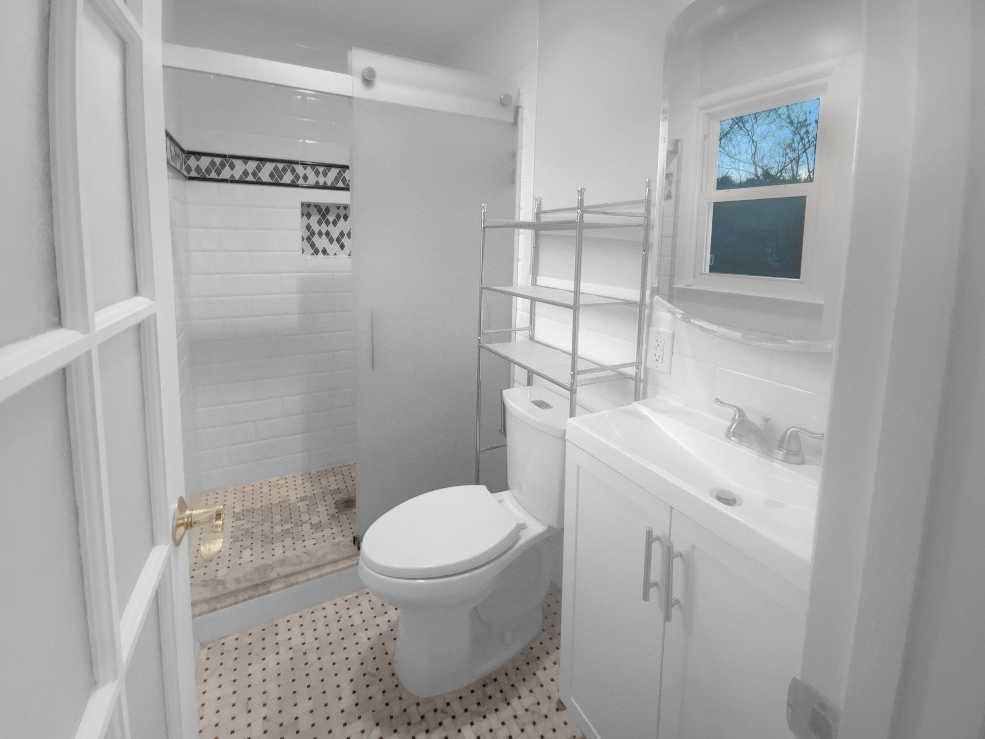 Photo 6 of 24 of 4145 Bassett Ct, Dumfries, VA