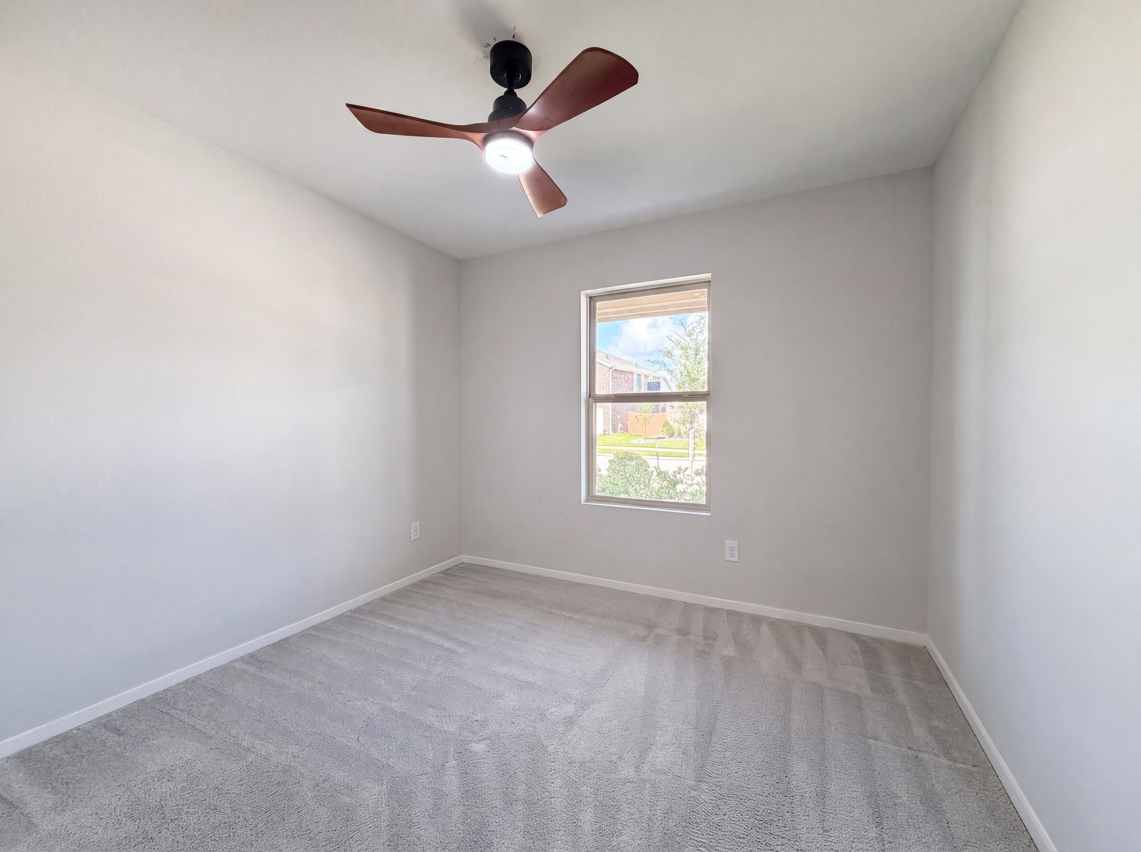 Photo 8 of 17 of 5118 Sunvalley Bend Dr, Katy, TX