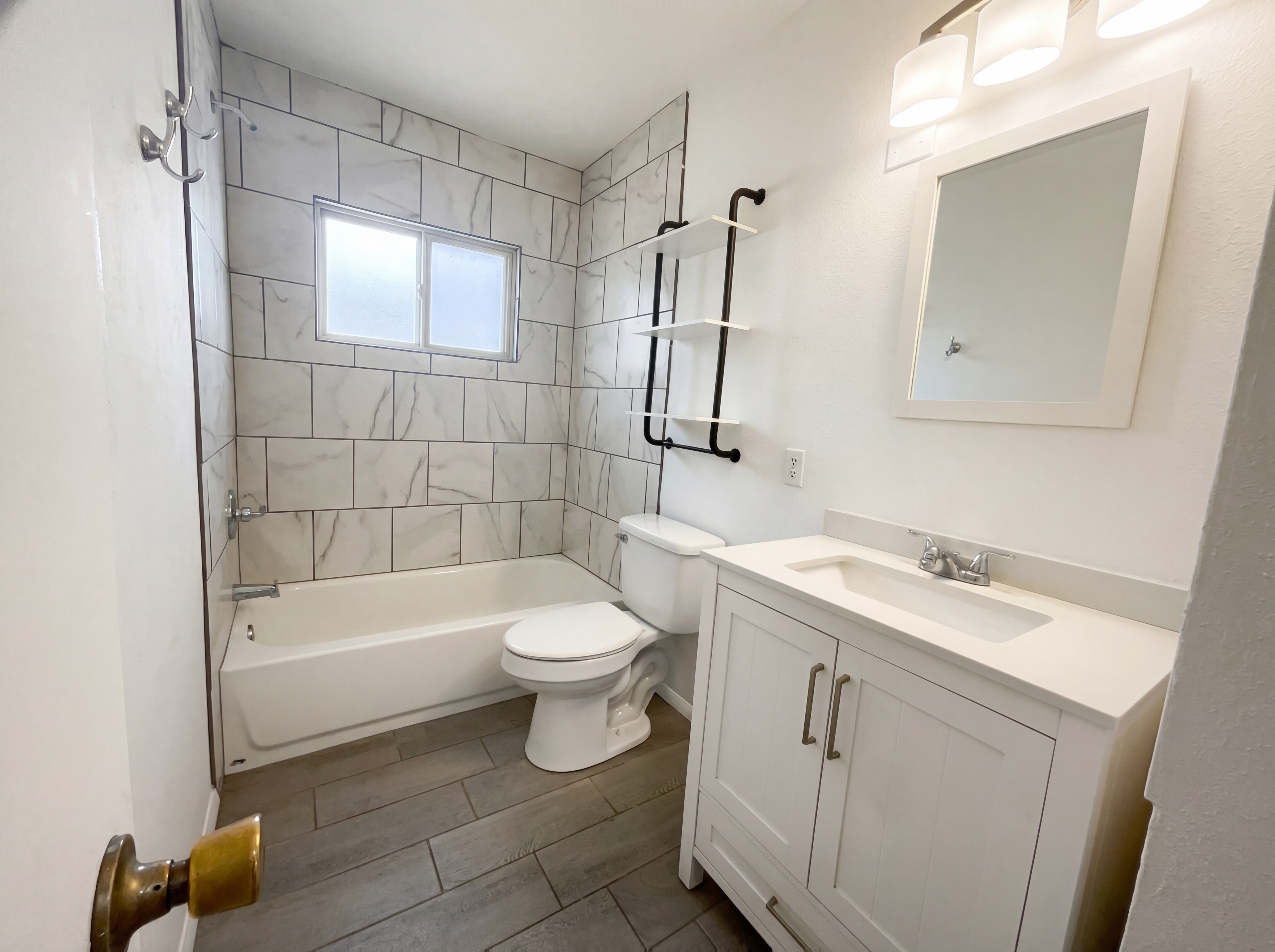 Photo 6 of 14 of 1209 Westerfeld Dr NE, Albuquerque, NM
