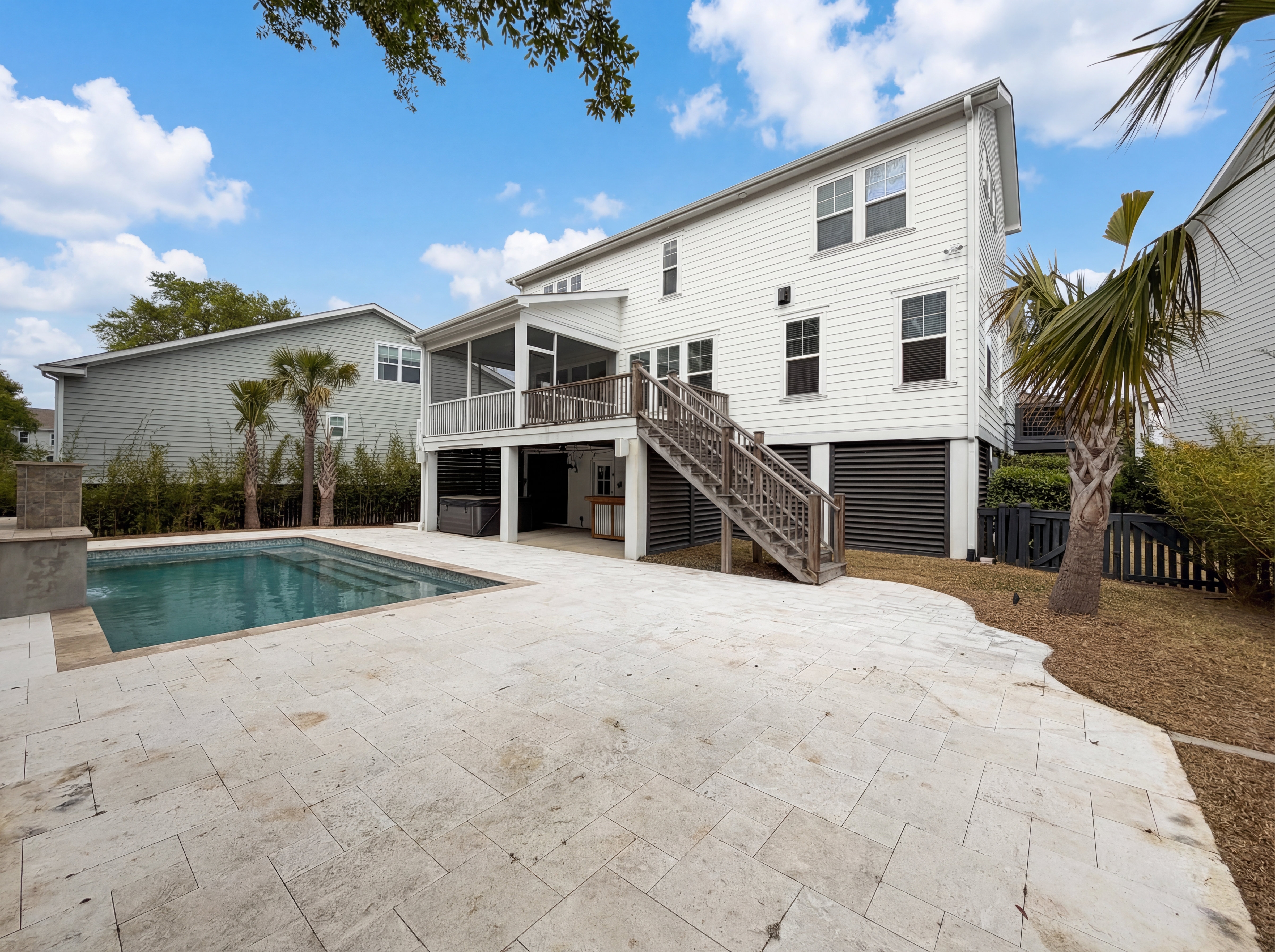 Photo 5 of 23 of 1557 Fort Palmetto Cir, Mount Pleasant, SC