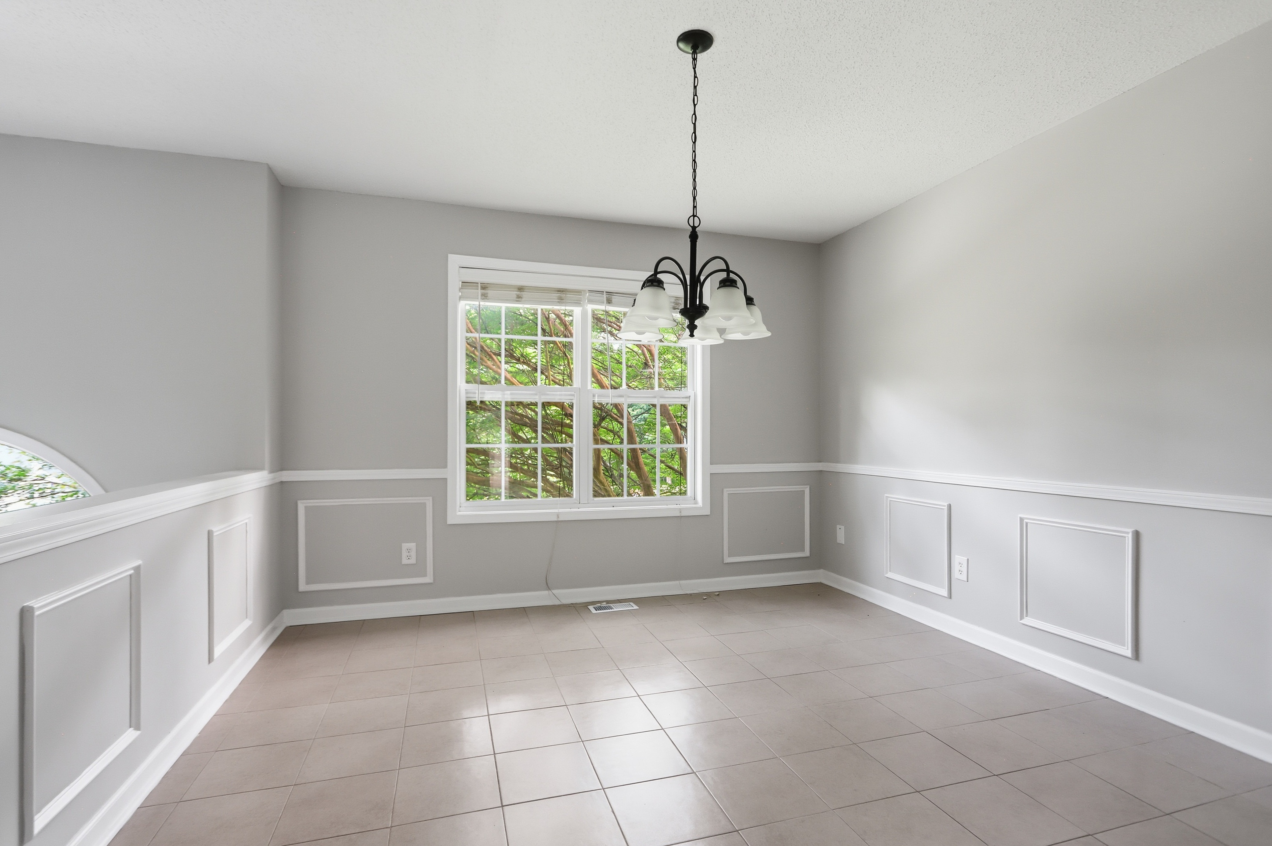 Photo 6 of 38 of 36 Elmwood Pl NE, Cartersville, GA