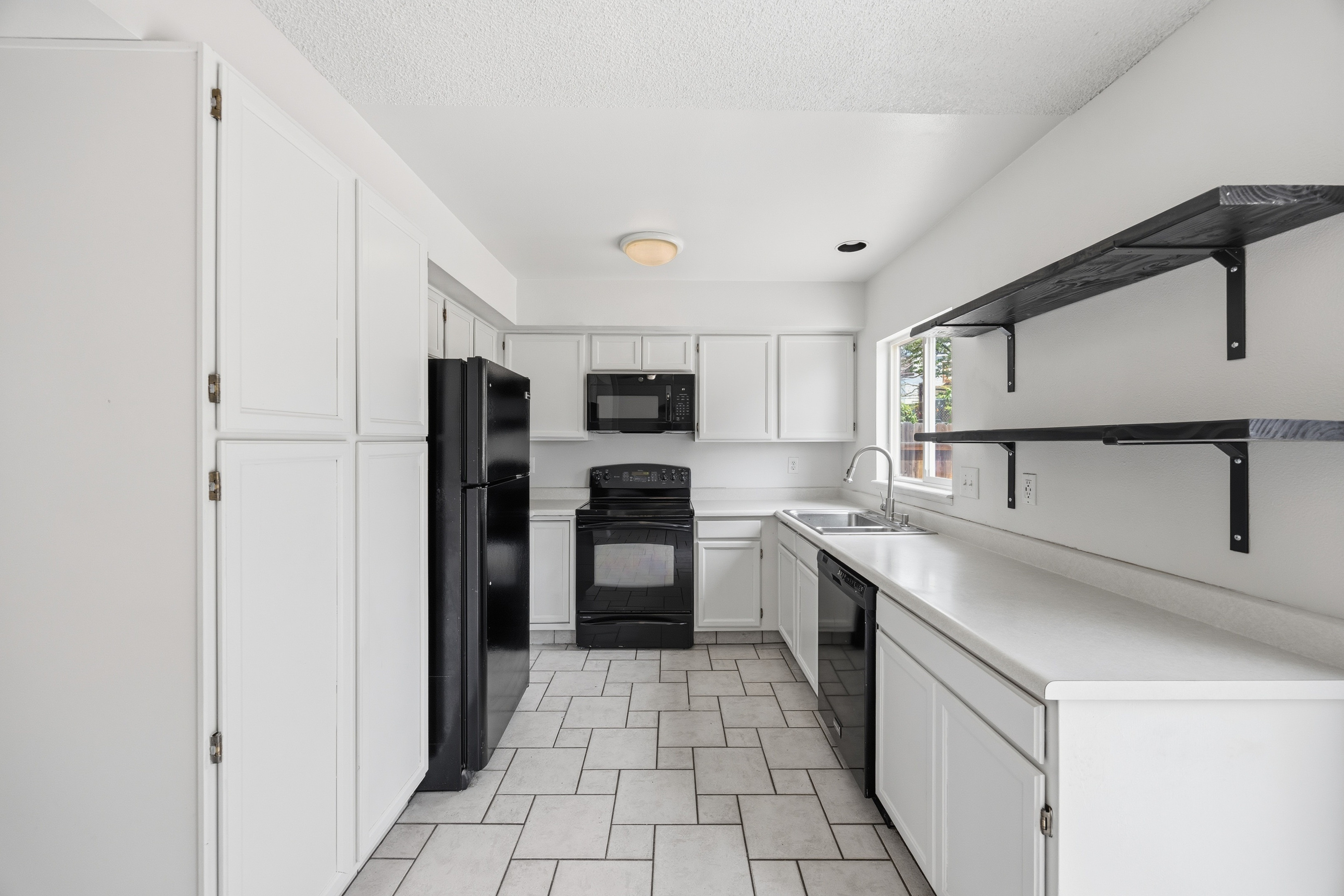 Photo 2 of 38 of 7440 Churchwood Cir, Colorado Springs, CO