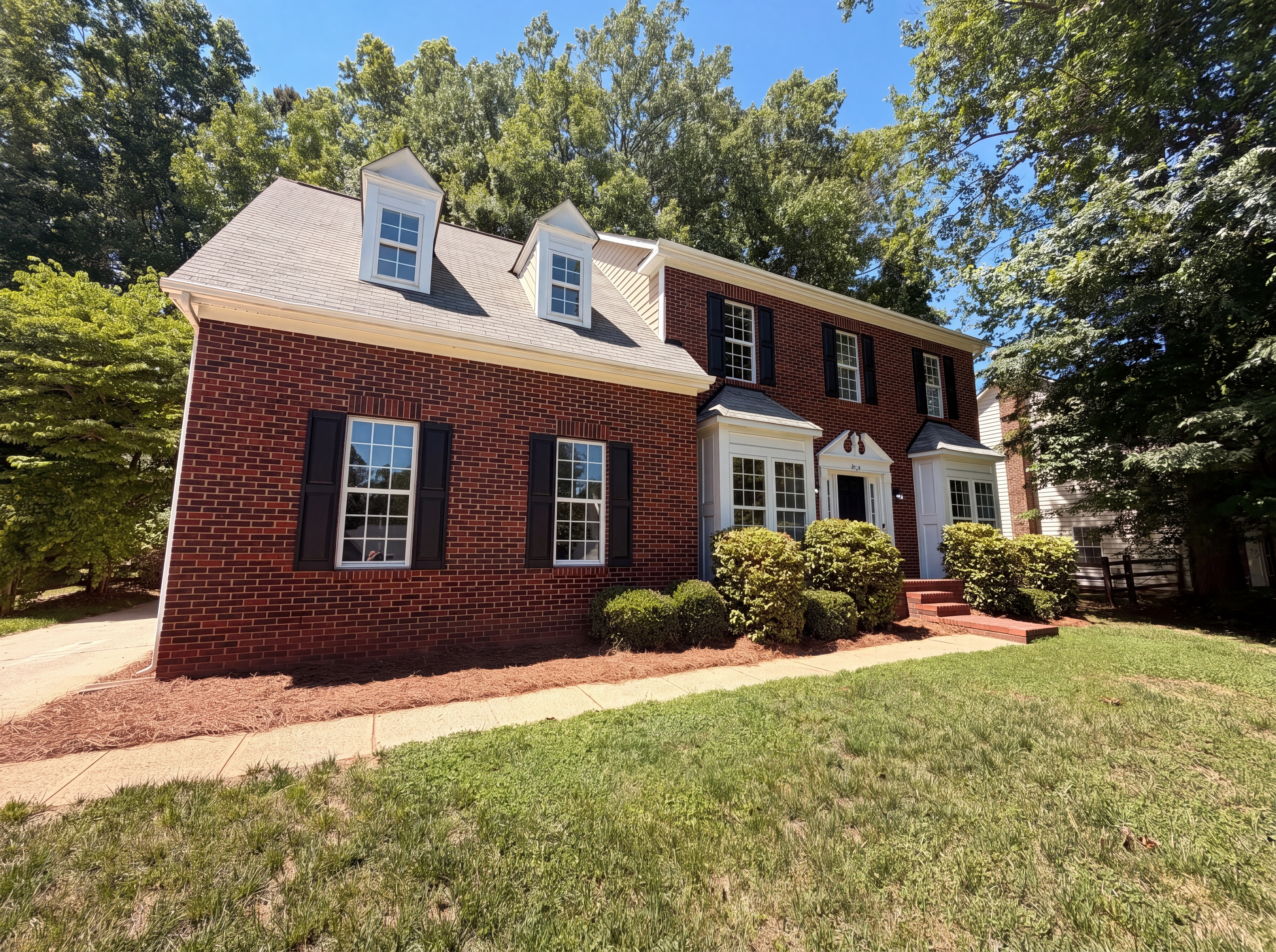 Photo 16 of 19 of 2916 Pinewood Hill Dr, Matthews, NC