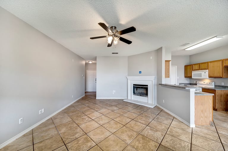 Photo 10 of 26 - 6400 Rainwater Way, Fort Worth, TX 76179