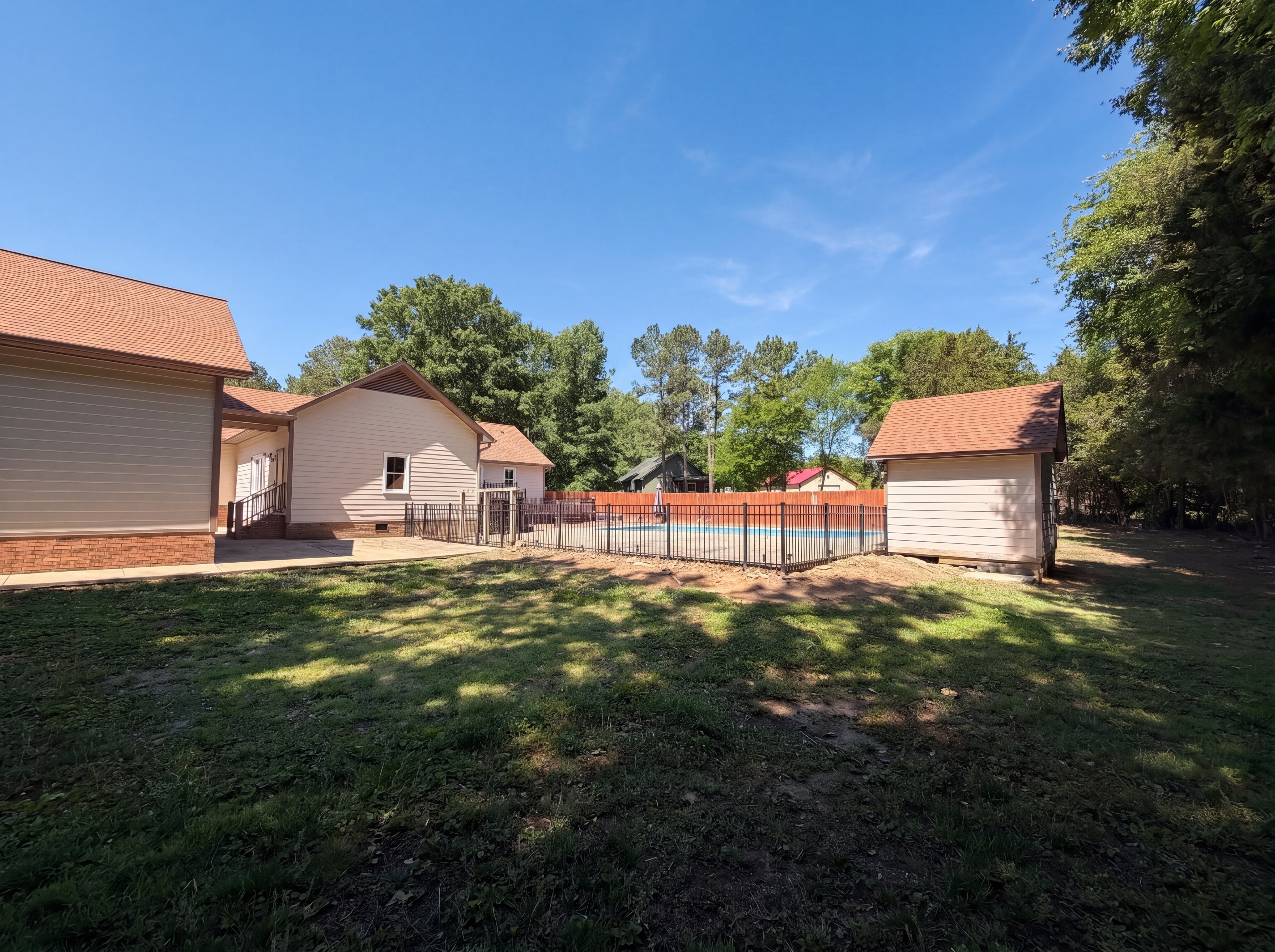 Photo 24 of 29 of 8400 Chestnut Oak Ct, Harrisburg, NC