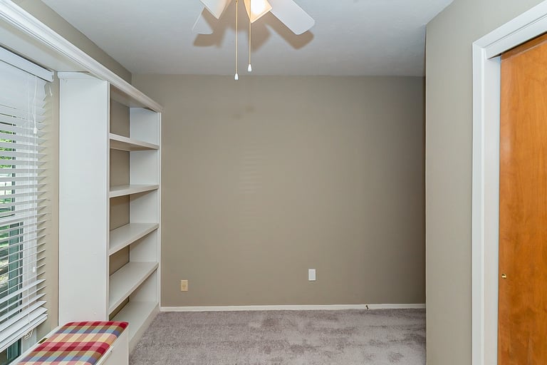 Photo 15 of 23 - 1500 Arvel Cir, Azle, TX 76020