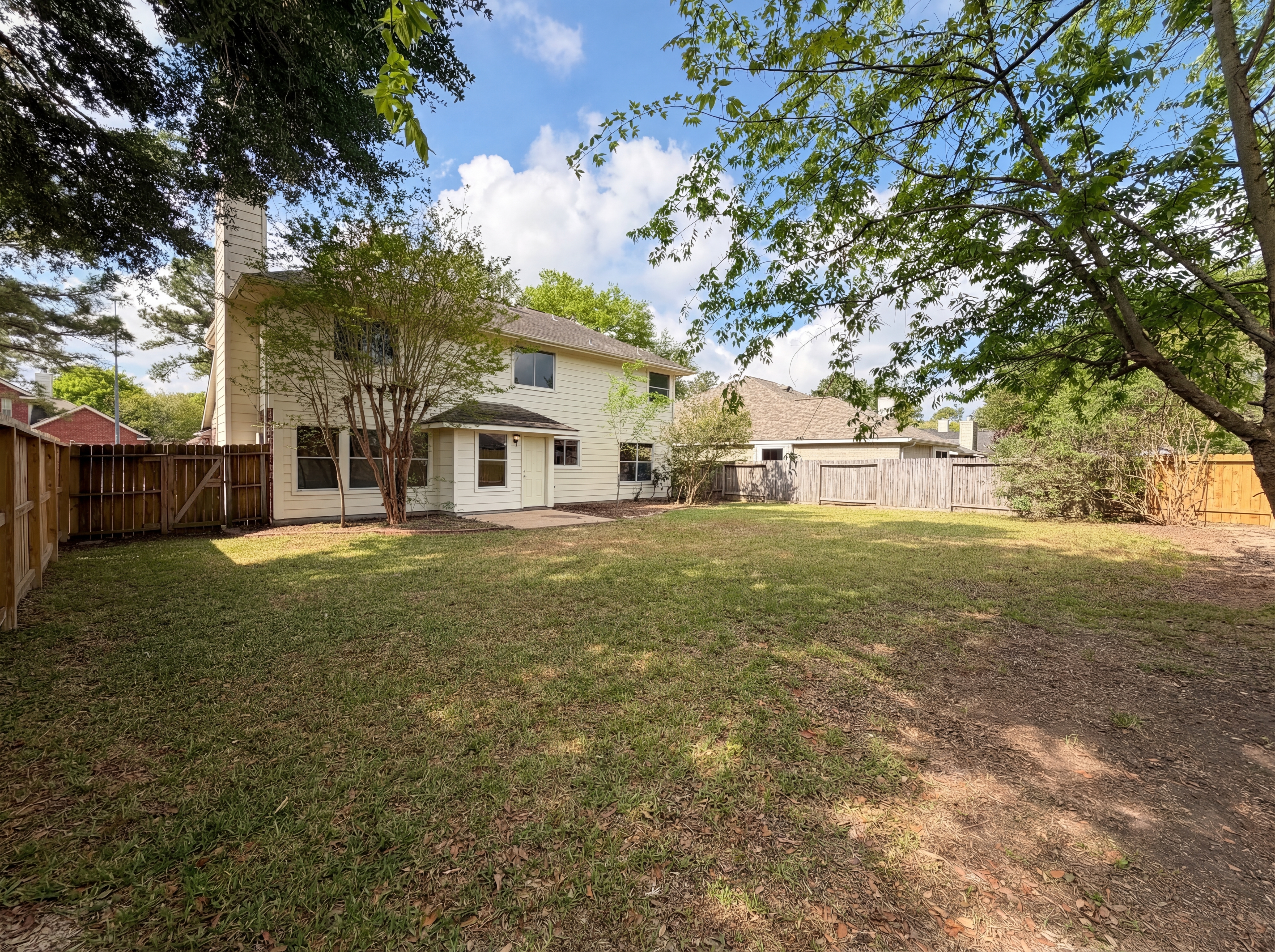 Photo 5 of 23 of 18306 Water Mill Dr, Cypress, TX