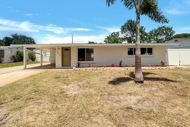 2203 Bayshore Gardens Pkwy, Bradenton, FL 34207 Opendoor