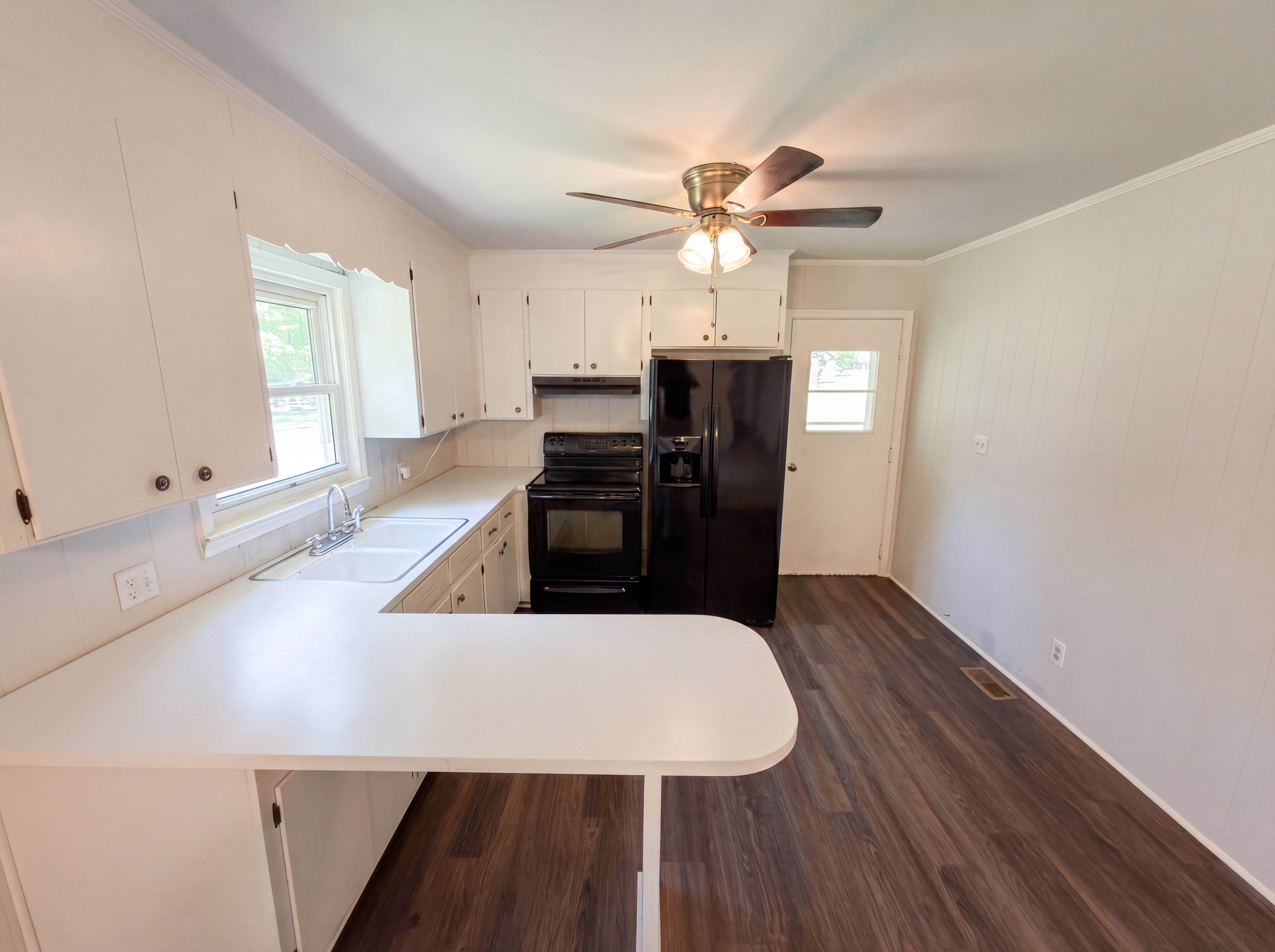 Photo 8 of 16 of 2155 Airdale Rd, Lancaster, SC