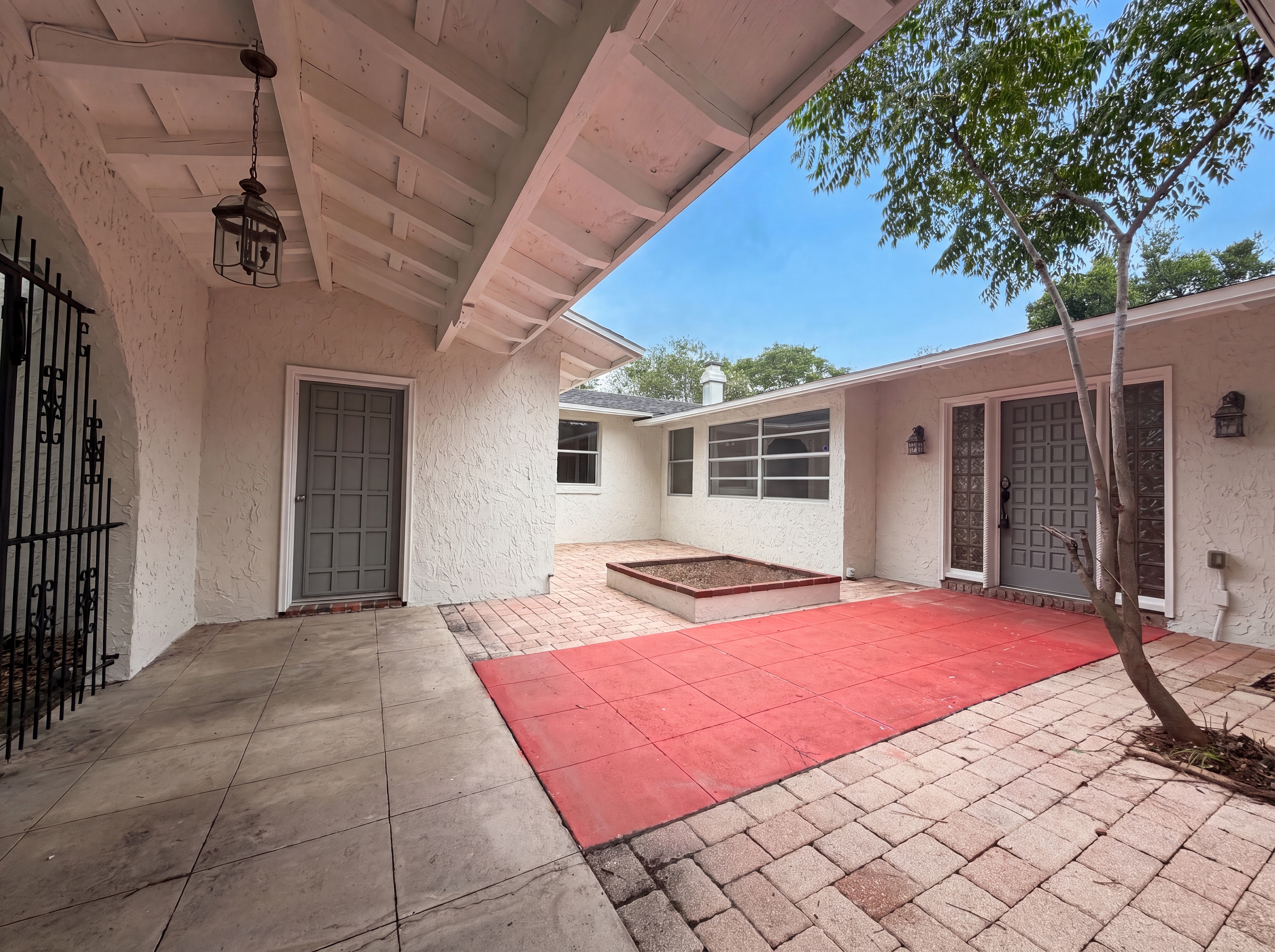 Photo 26 of 29 of 4412 Travelers Rd, Jacksonville, FL