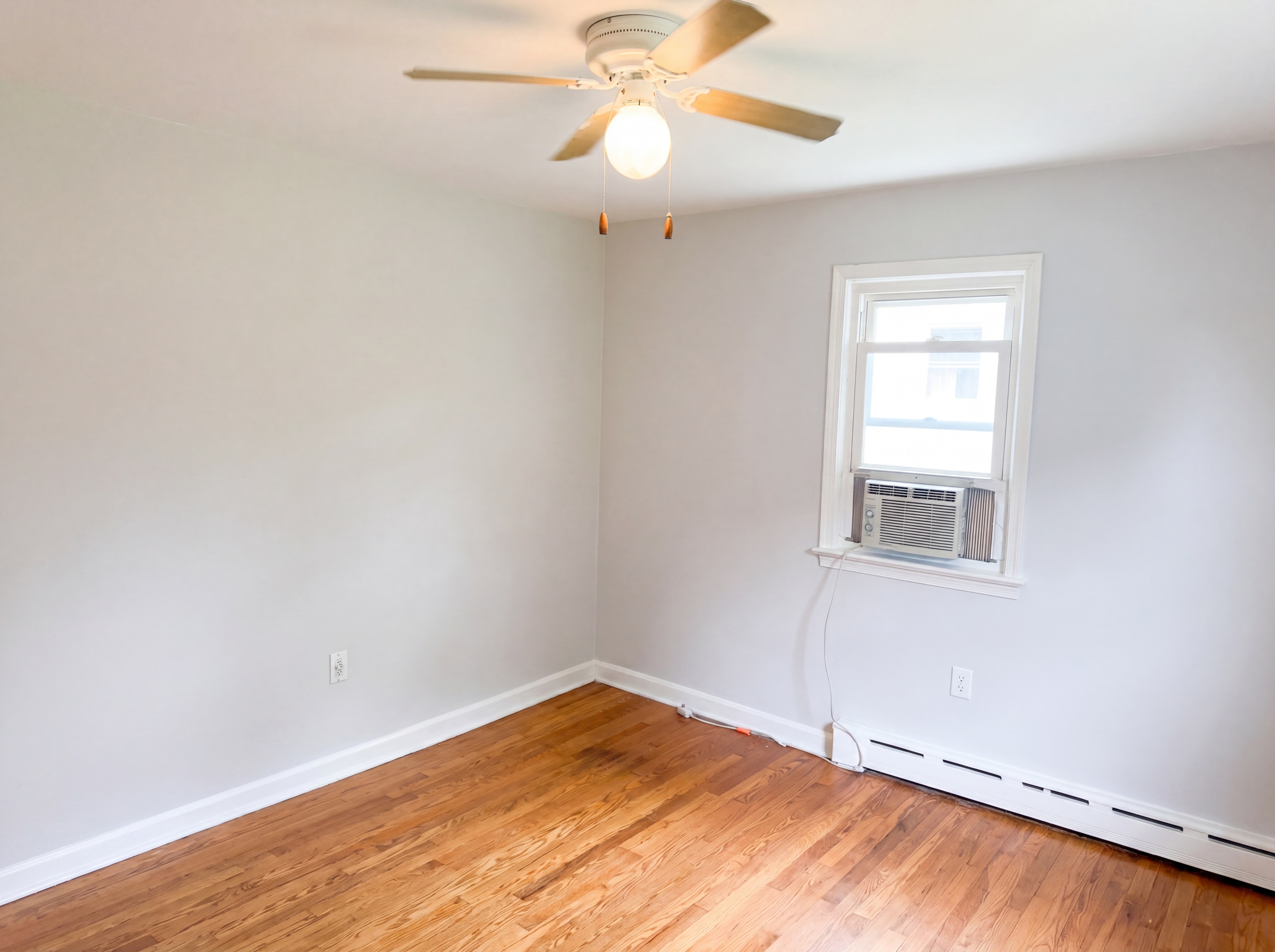 Photo 10 of 19 of 420 Manassas Ave, Front Royal, VA