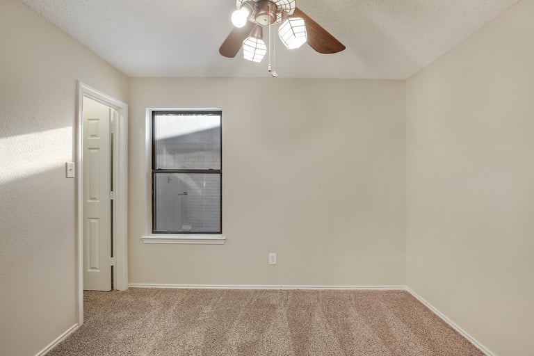Photo 28 of 31 - 2716 Poplar Spring Rd, Fort Worth, TX 76123