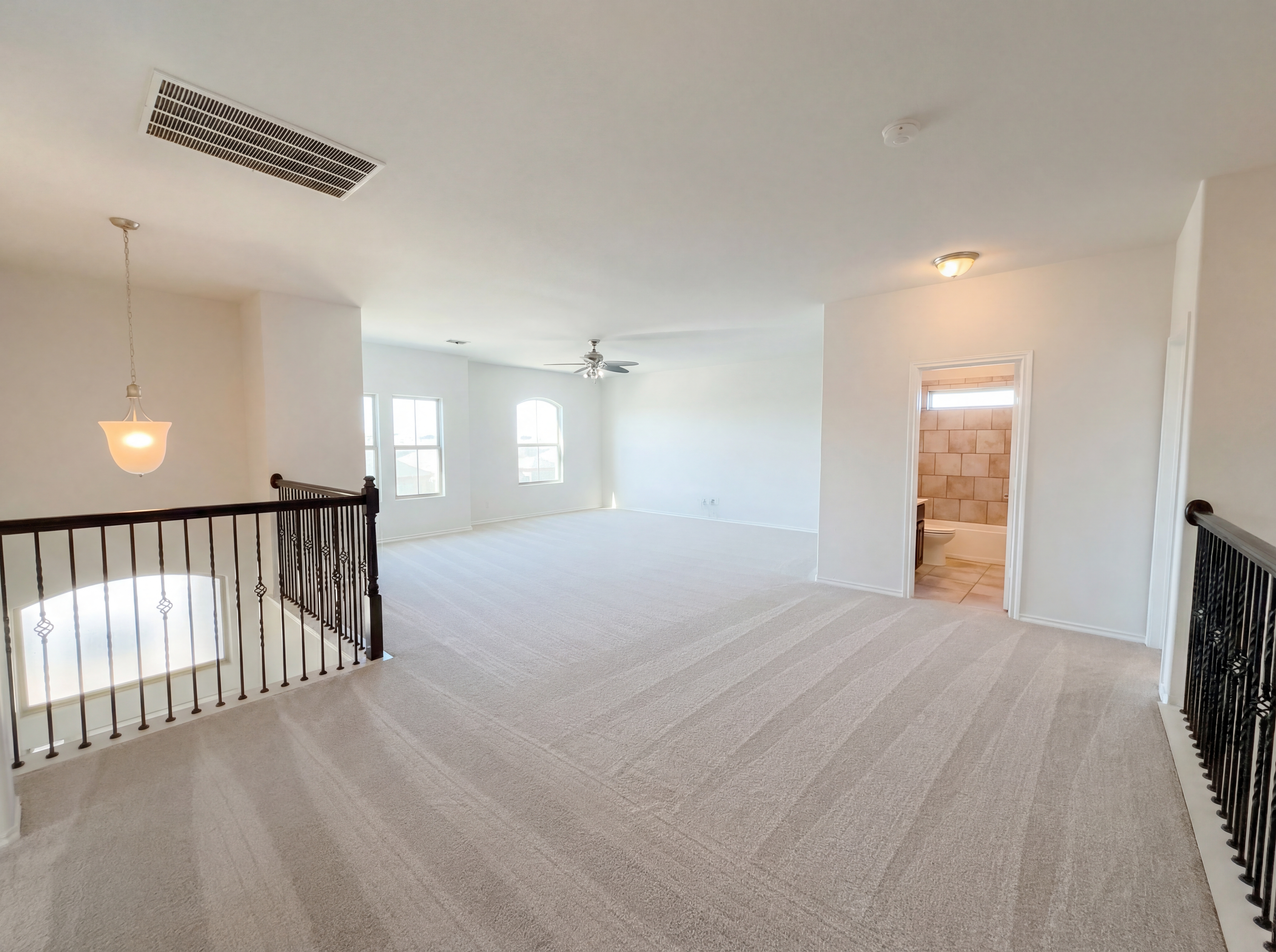 Photo 20 of 32 of 13824 Langston Lake Dr, Fort Worth, TX