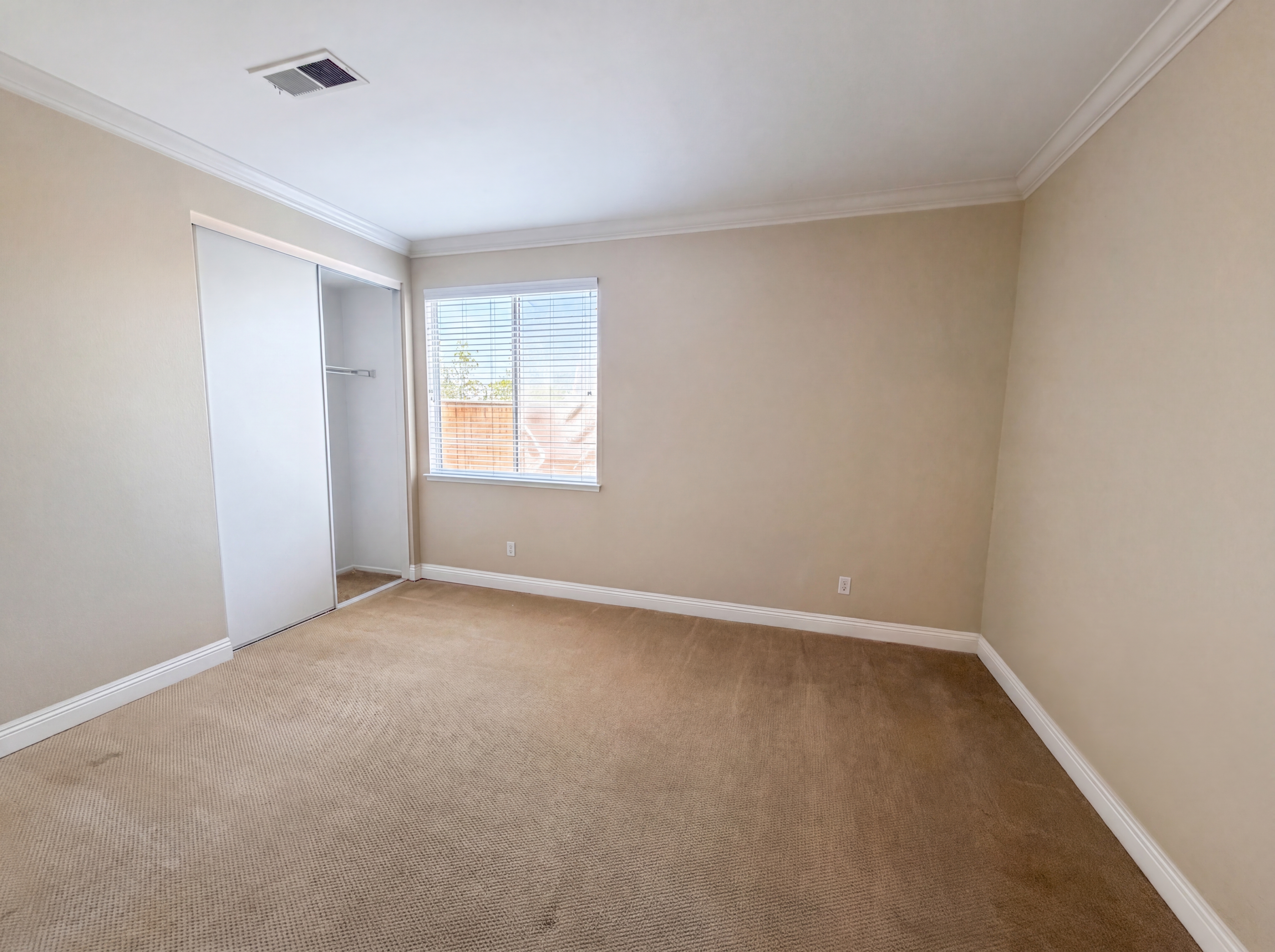 Photo 12 of 21 of 27801 Canyon Hills Way, Murrieta, CA