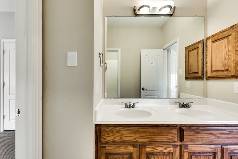 Photo 28 of 46 - 6405 Tempest Cir, Plano, TX 75024