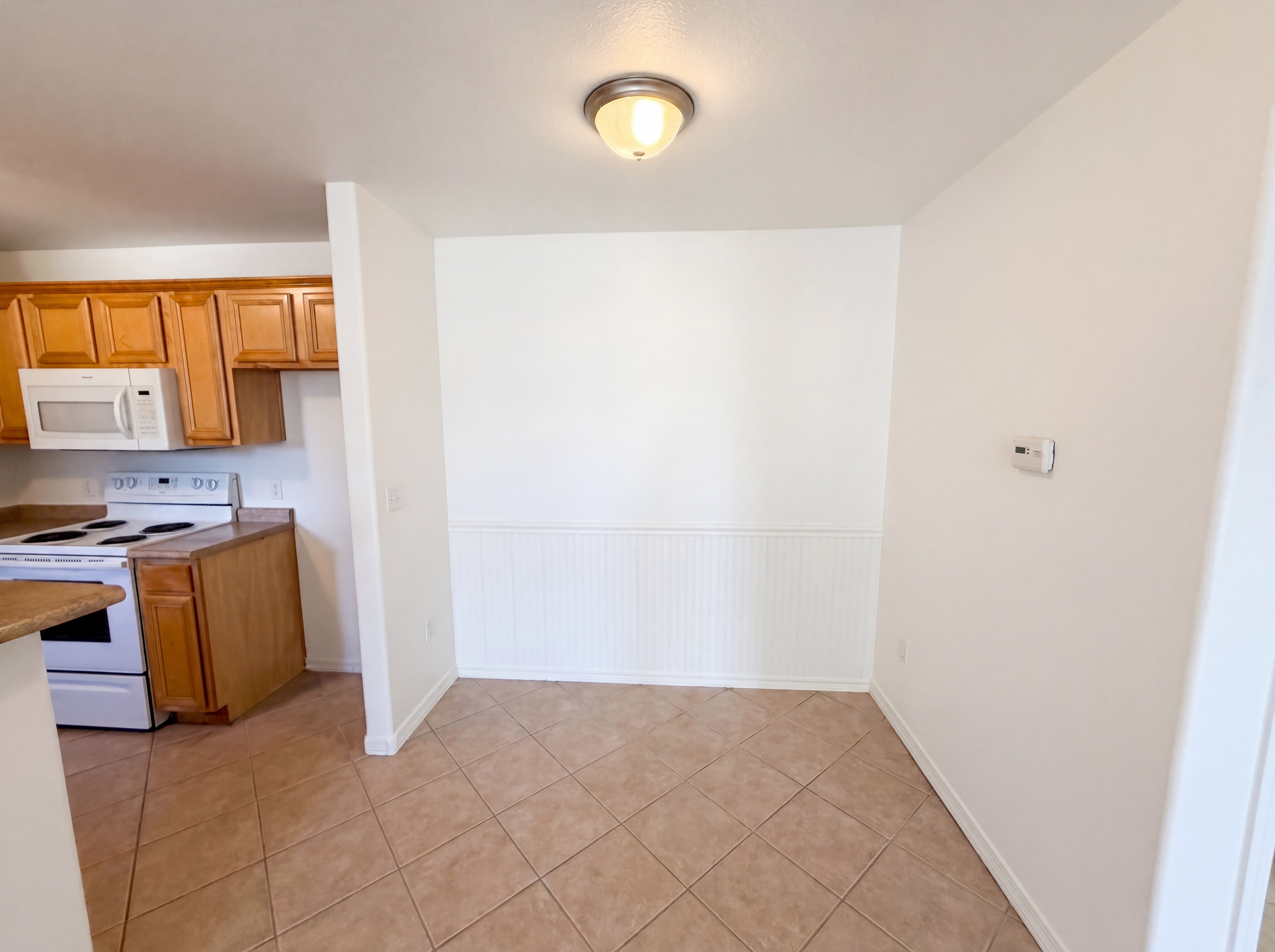 Photo 8 of 19 of 17017 N 12th St, Phoenix, AZ
