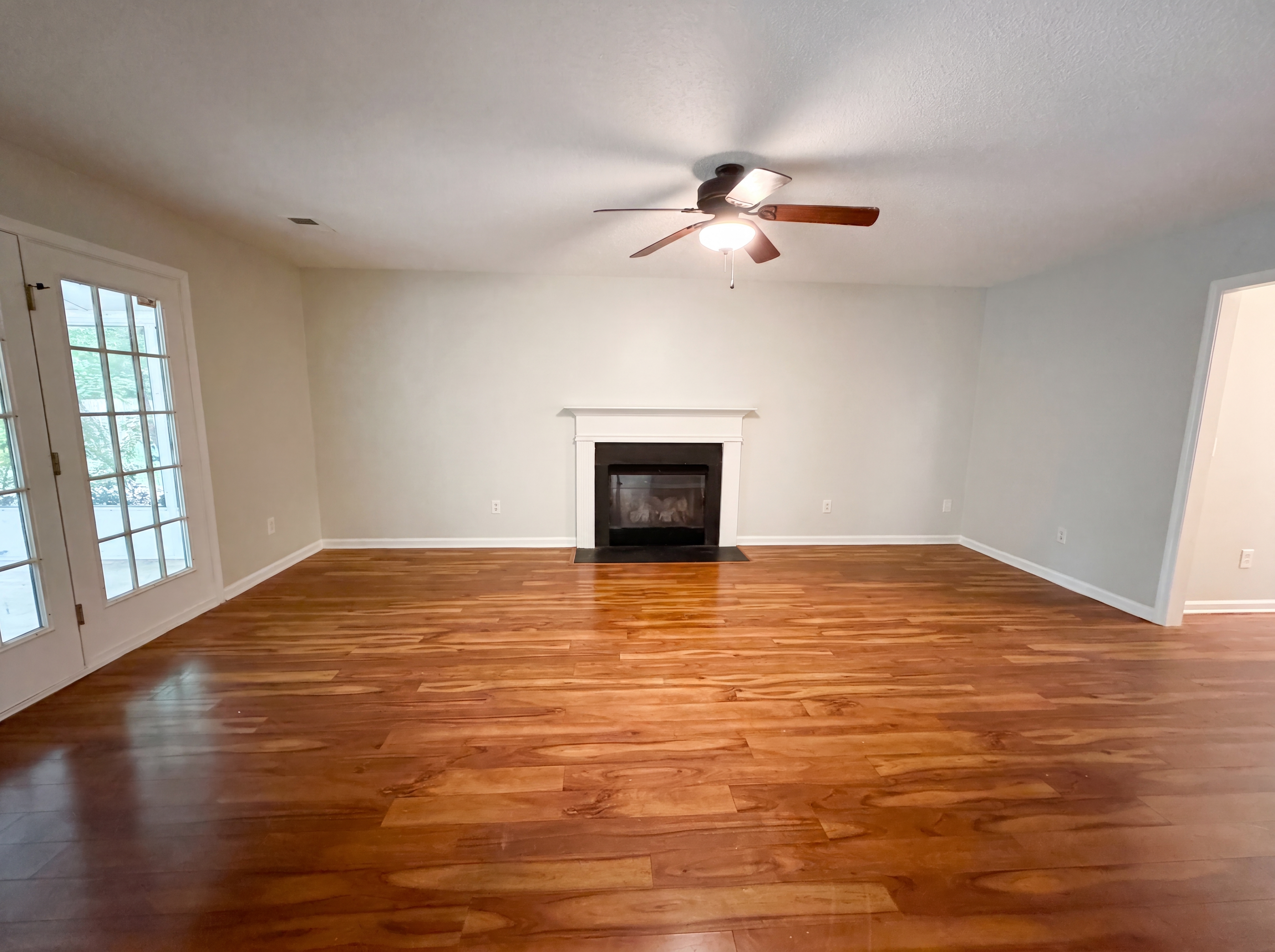 Photo 9 of 23 of 149 Smallwood Dr, Chapin, SC