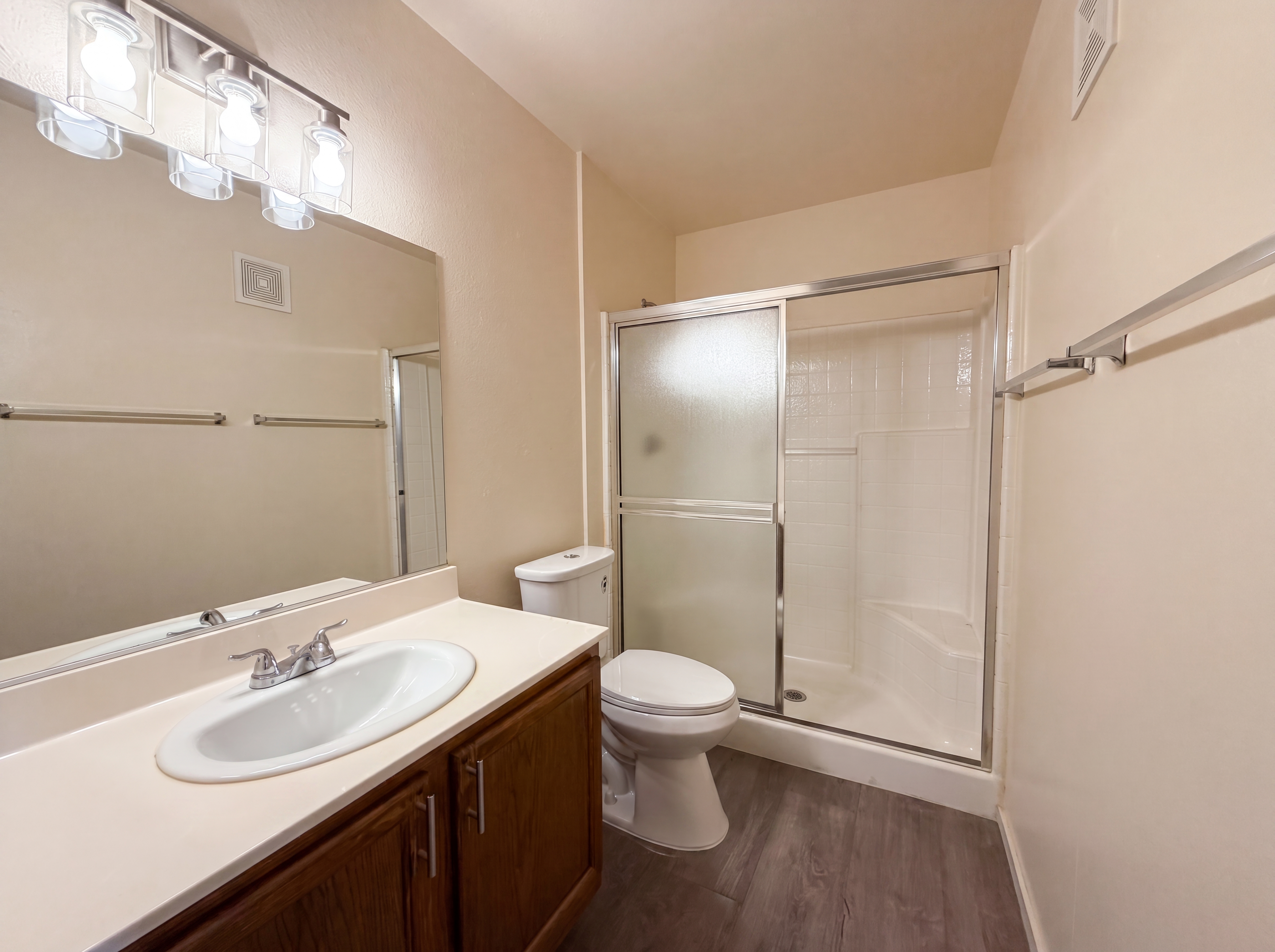 Photo 15 of 23 of 3087 Key Largo Dr, Las Vegas, NV
