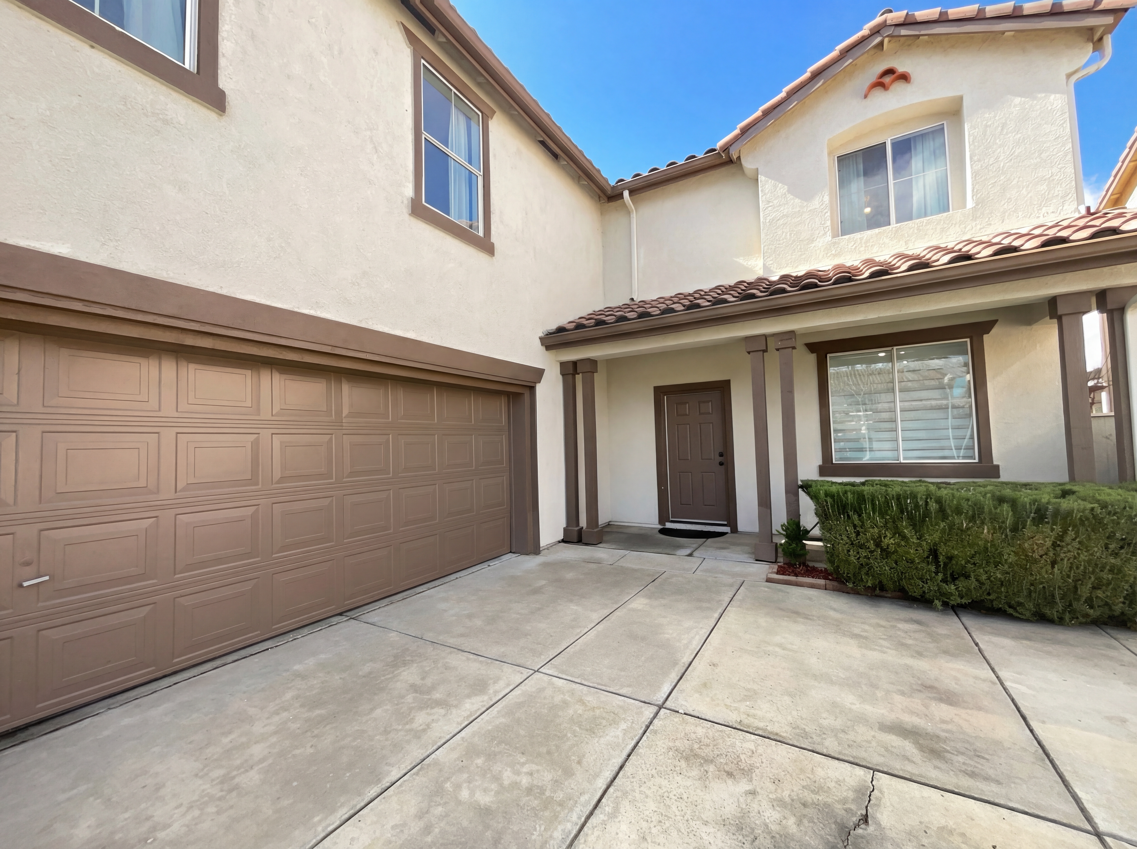 Photo 9 of 64 of 2724 Bertolani Cir, Elk Grove, CA