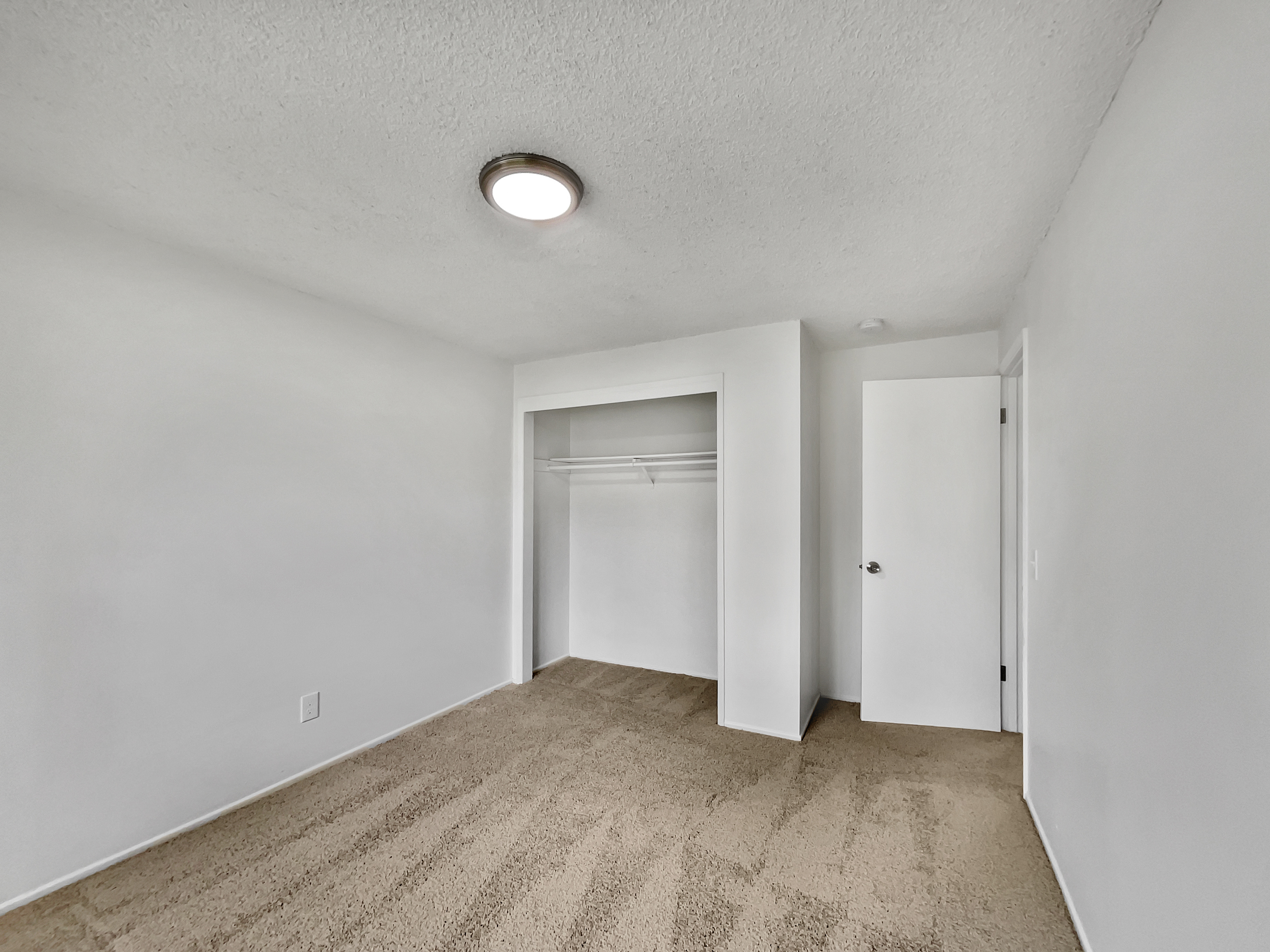 Photo 5 of 20 of 190 SE 32nd Ave, Hillsboro, OR