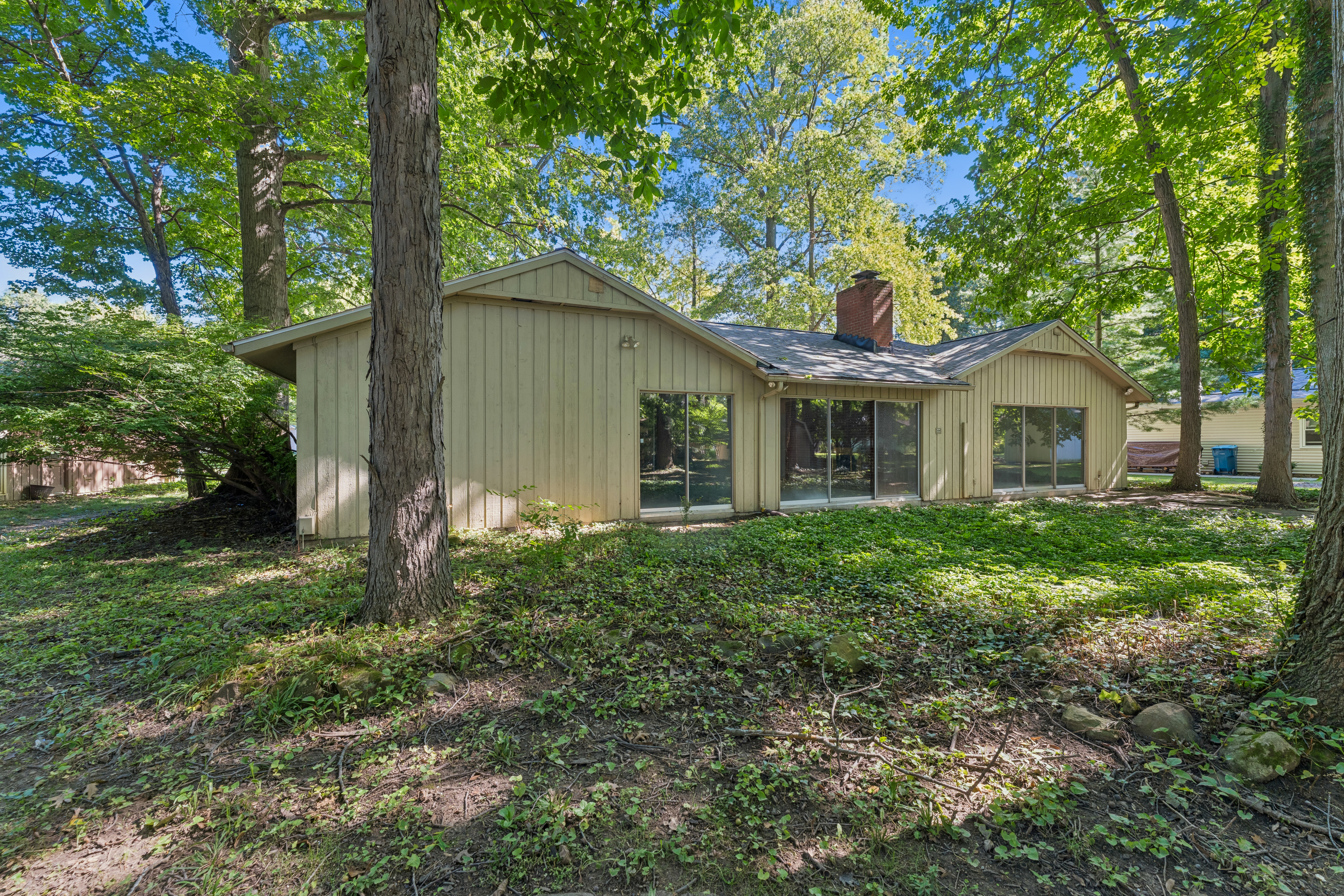 Photo 33 of 35 of 5896 Mills Creek Ln, North Ridgeville, OH