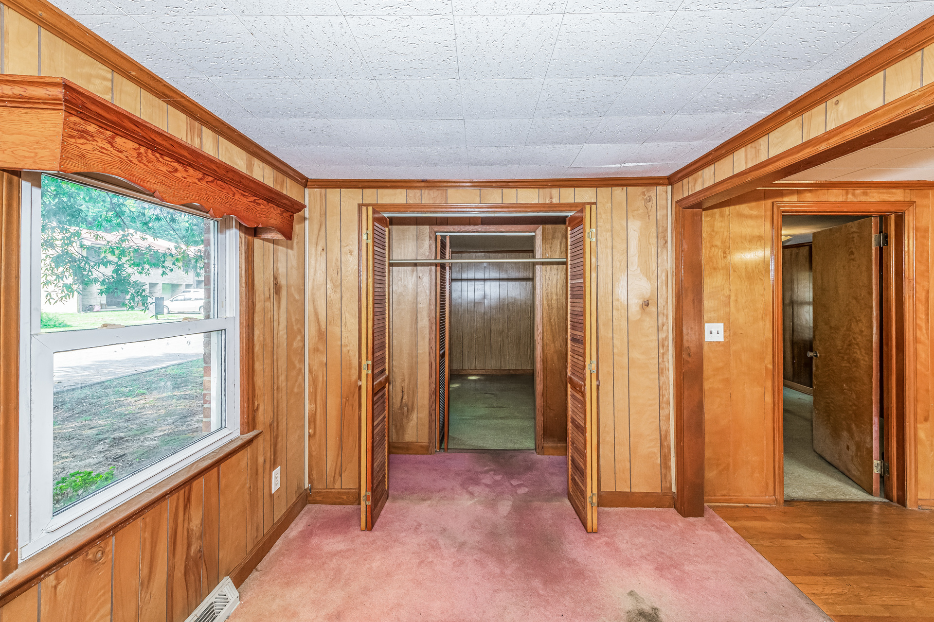 Photo 6 of 22 of 408 Walker St, Roxboro, NC