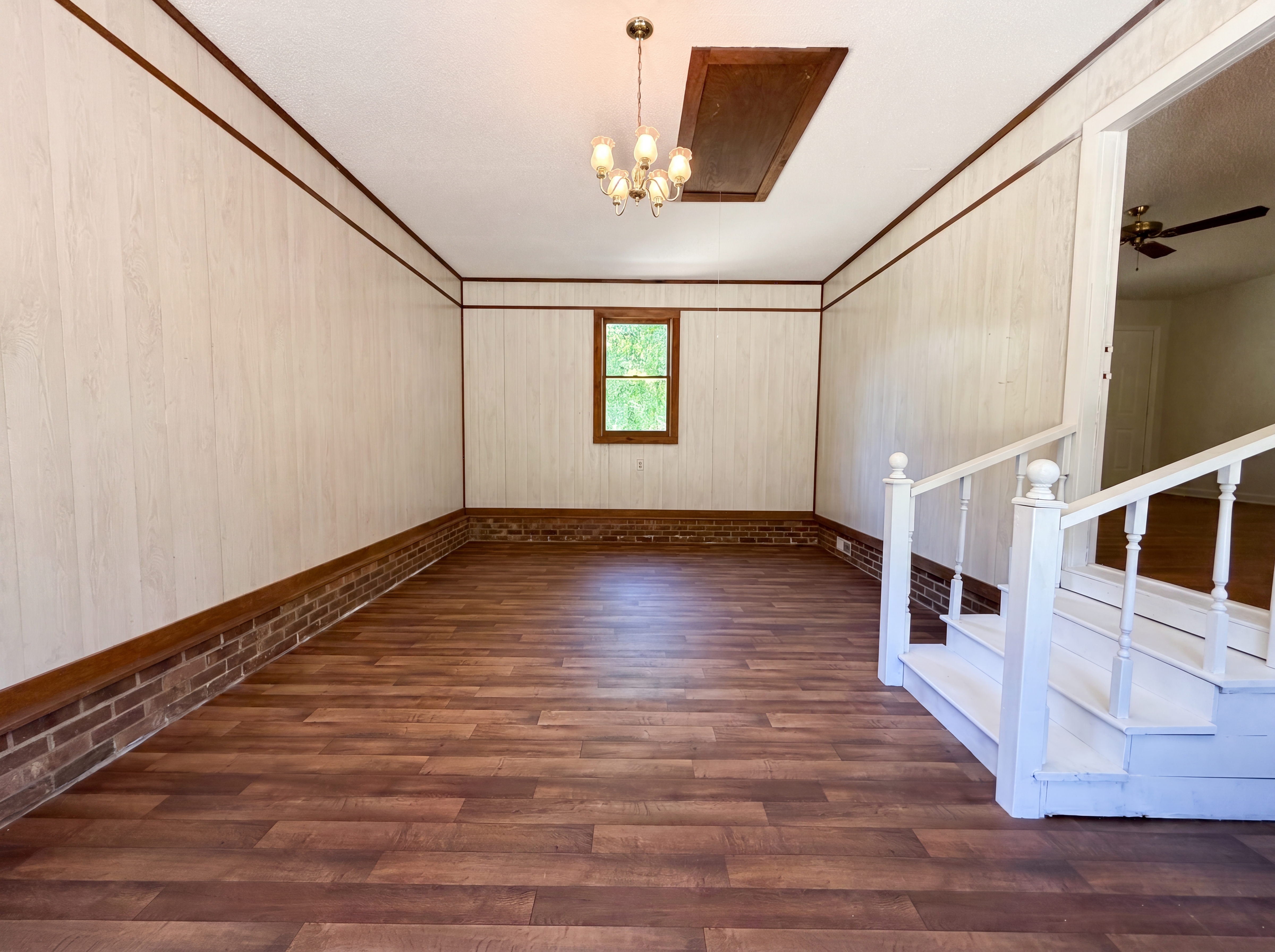 Photo 3 of 18 of 7311 Goodwill Church Rd, Kernersville, NC