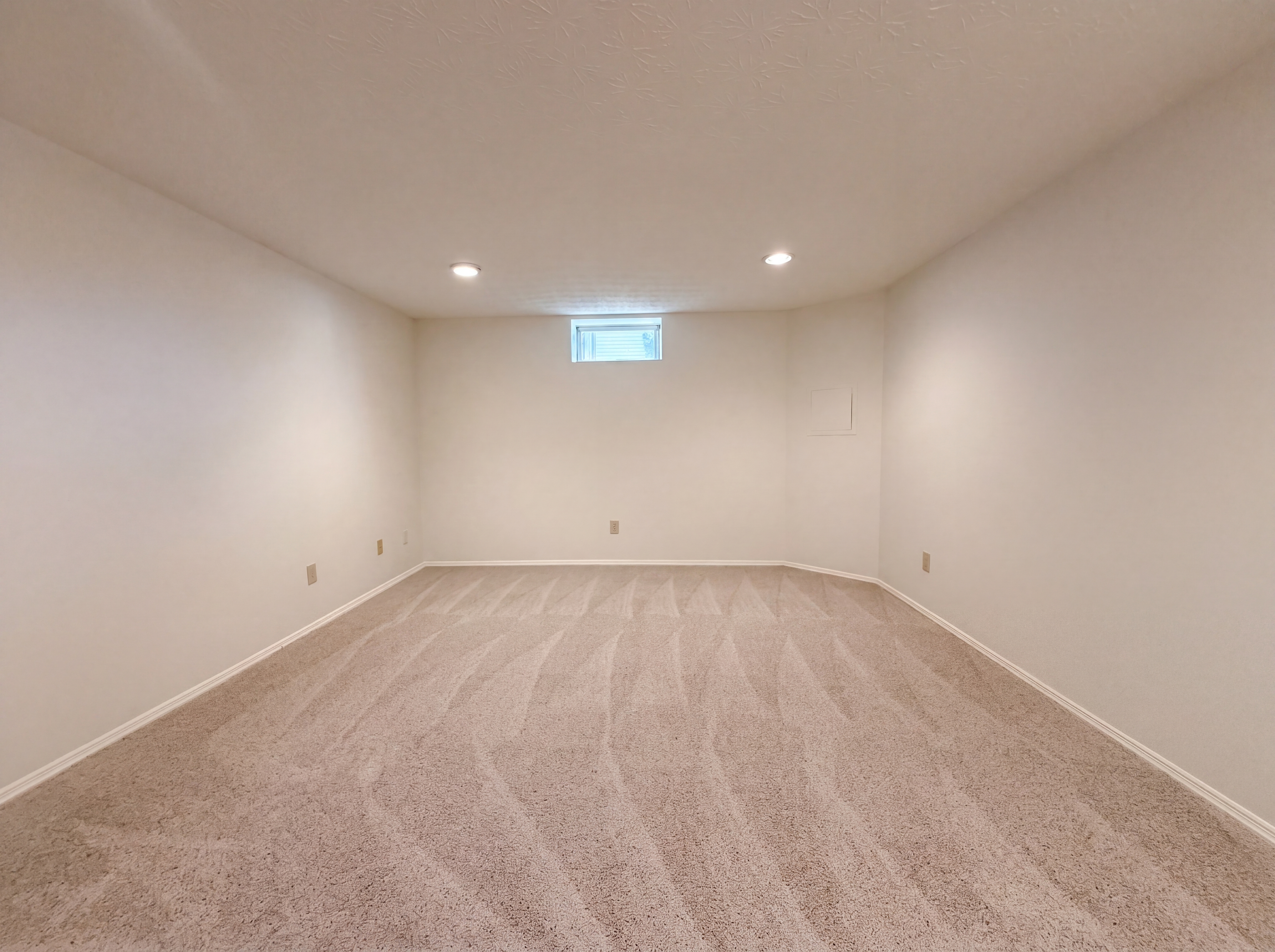 Photo 20 of 30 of 5074 Langcroft Dr, Hilliard, OH
