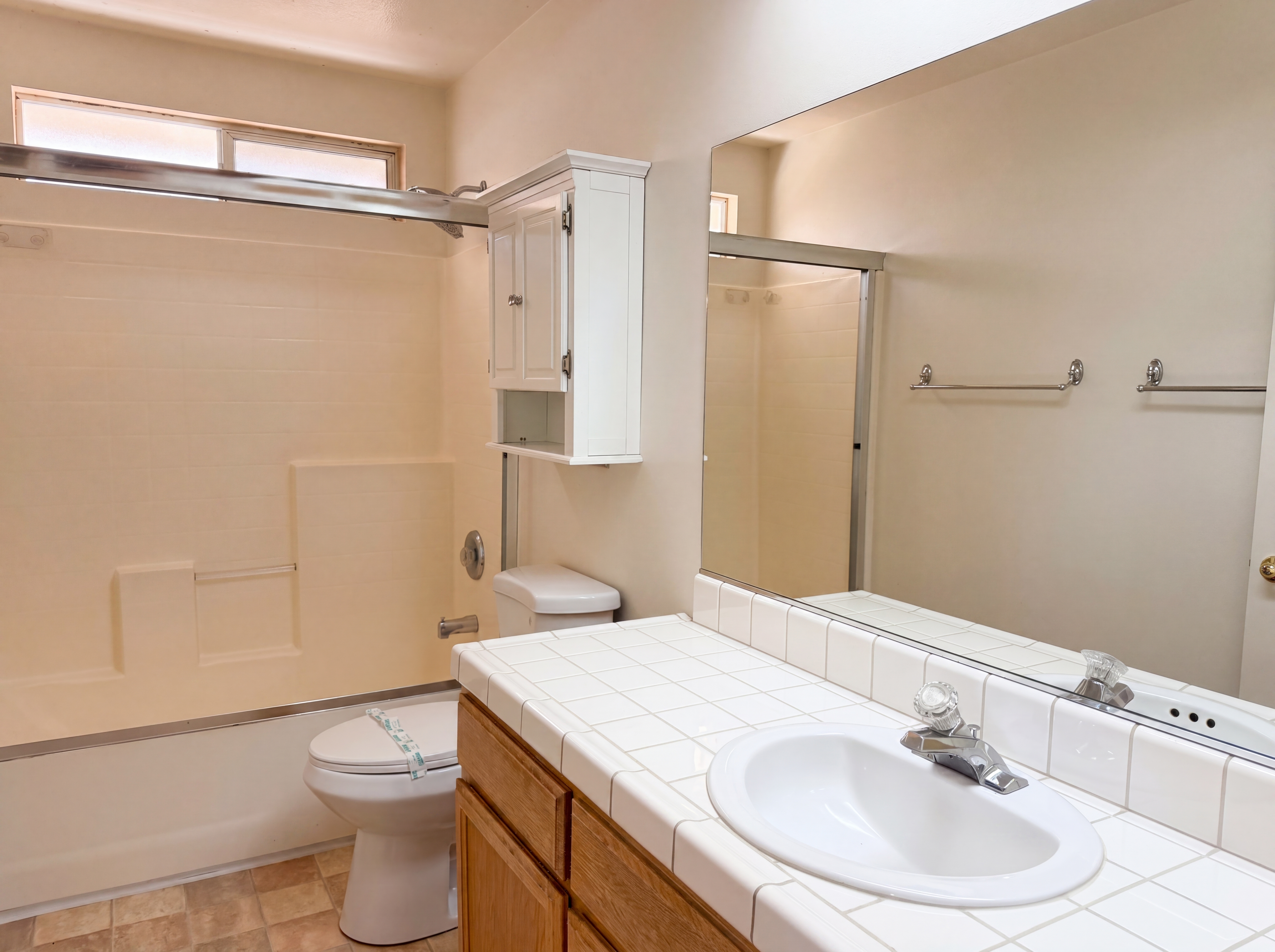 Photo 6 of 28 of 15358 Lookout Rd, Apple Valley, CA
