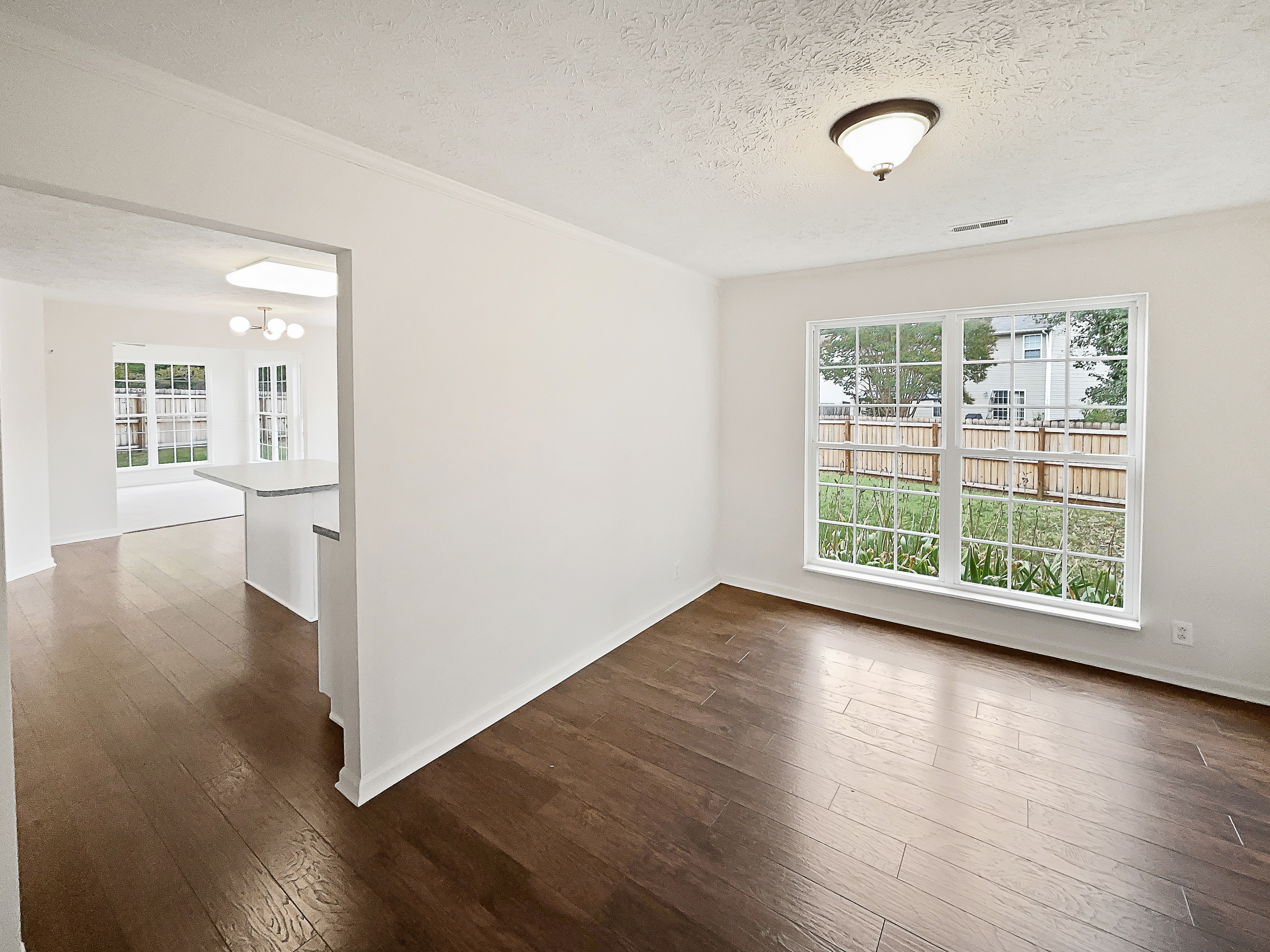 Photo 18 of 26 of 204 Hallford Pl, Hermitage, TN