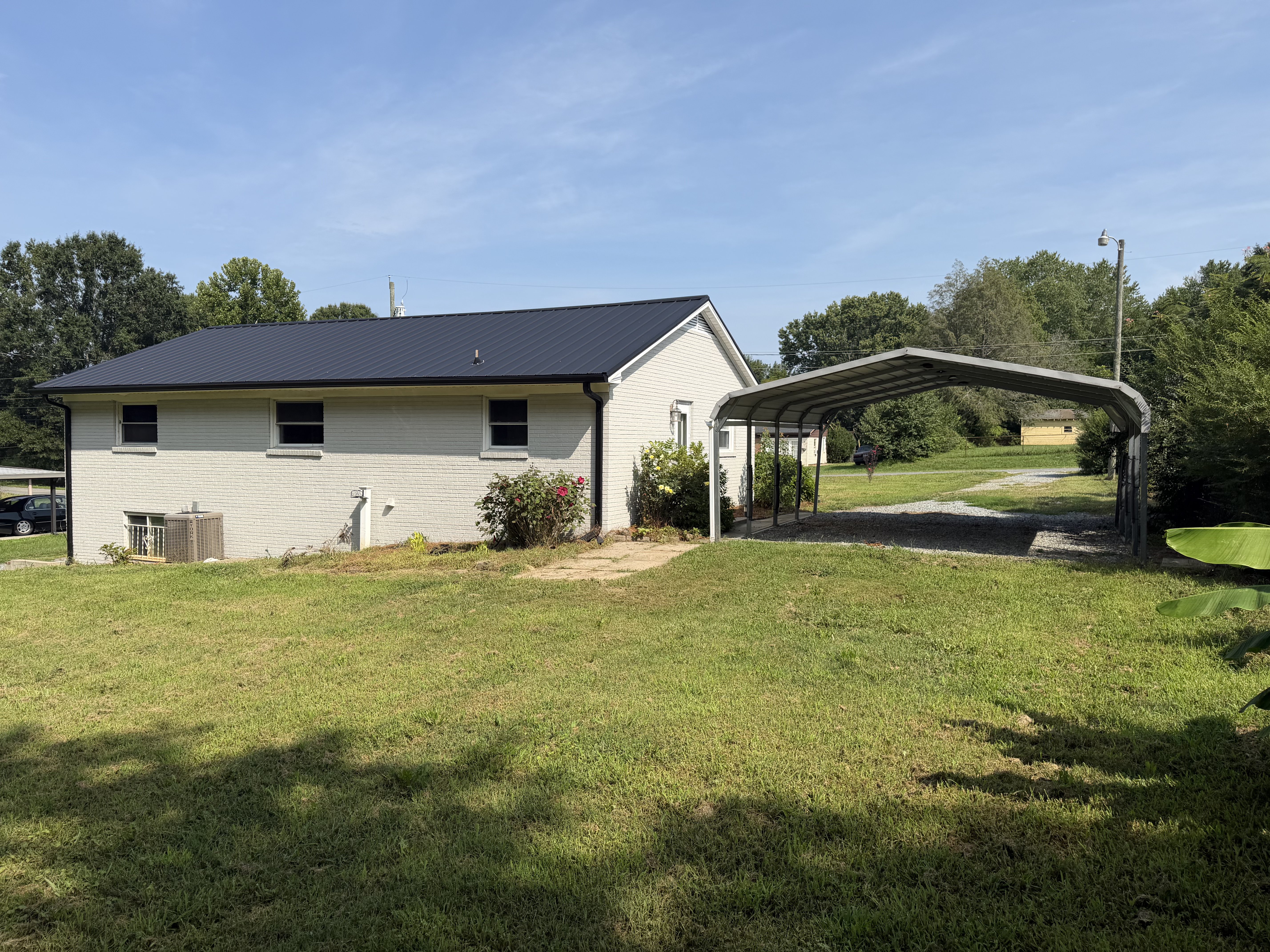 Photo 15 of 20 of 169 Bedford Dr, Lexington, NC