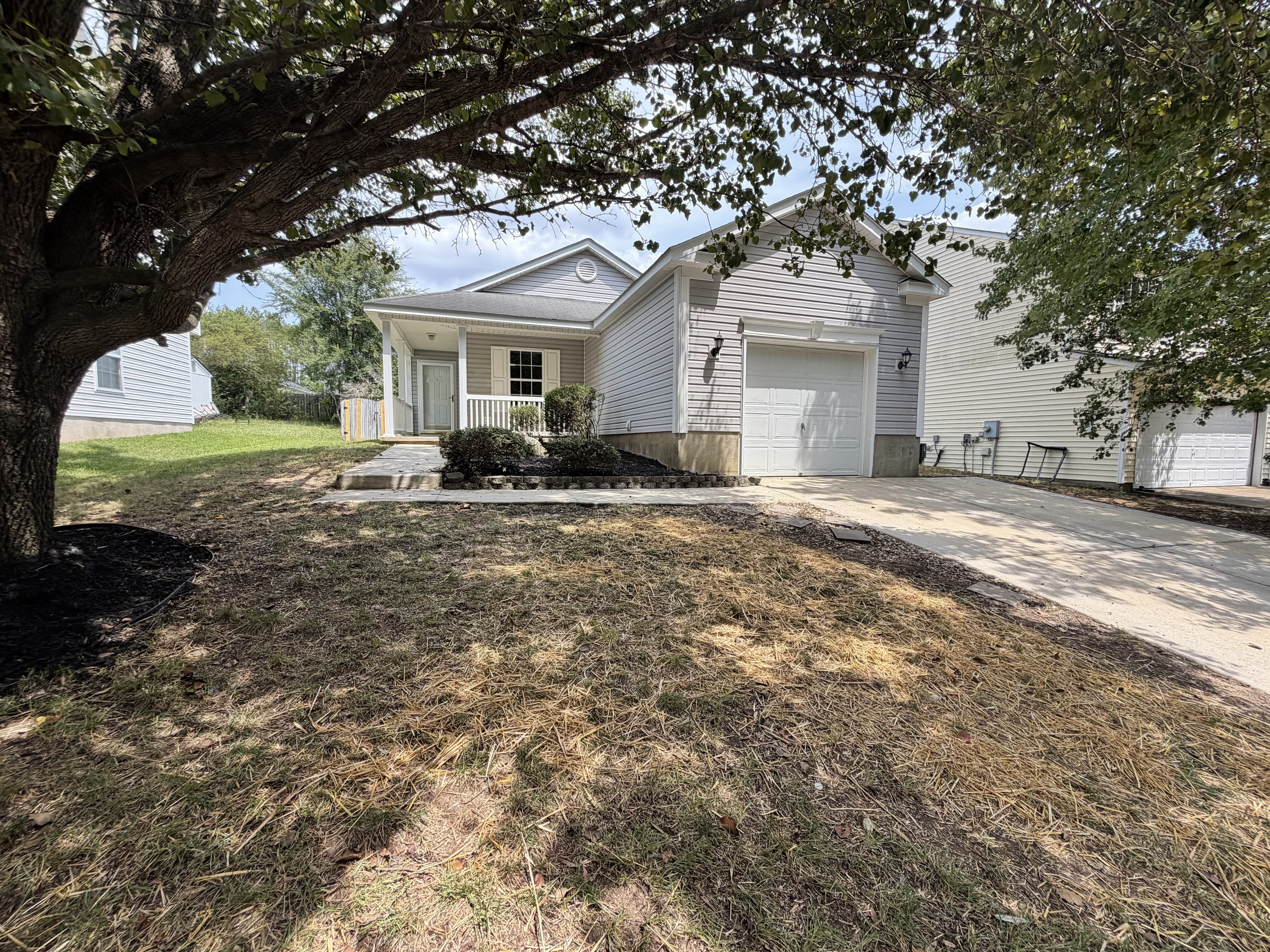 Photo 16 of 17 of 5809 Weddington Rd, Raleigh, NC