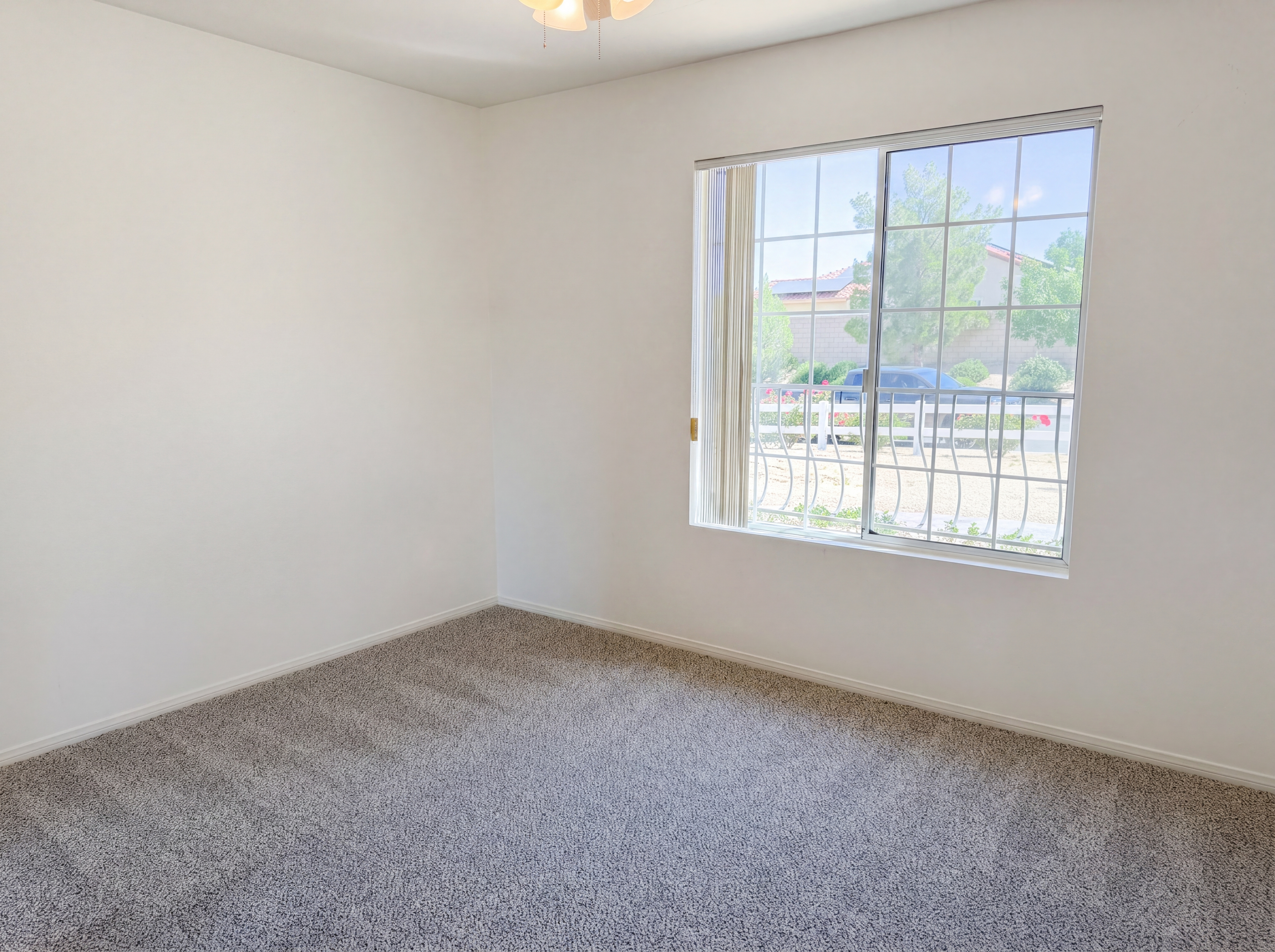 Photo 17 of 28 of 15358 Lookout Rd, Apple Valley, CA