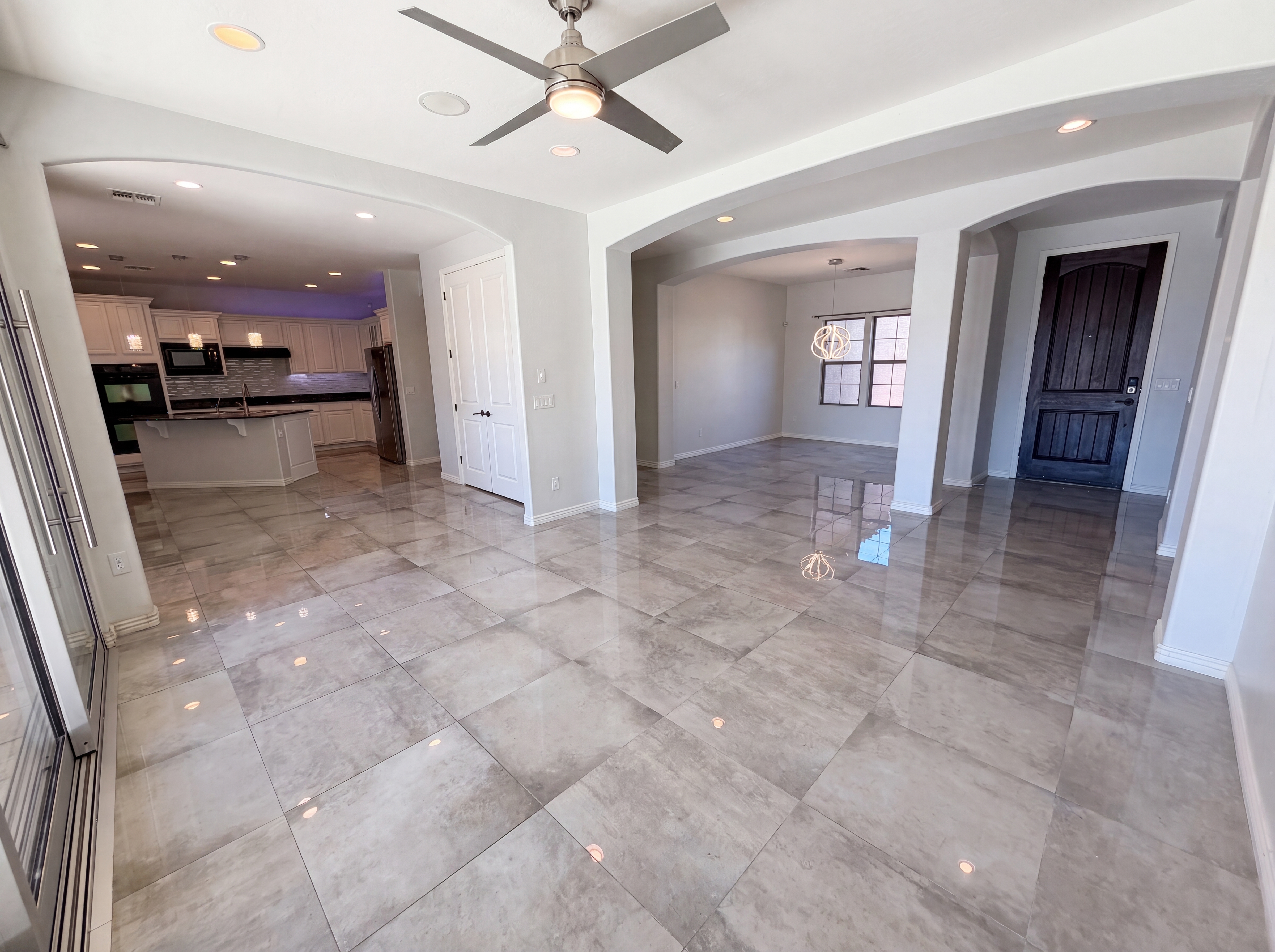 Photo 8 of 35 of 550 S Emerson St, Chandler, AZ