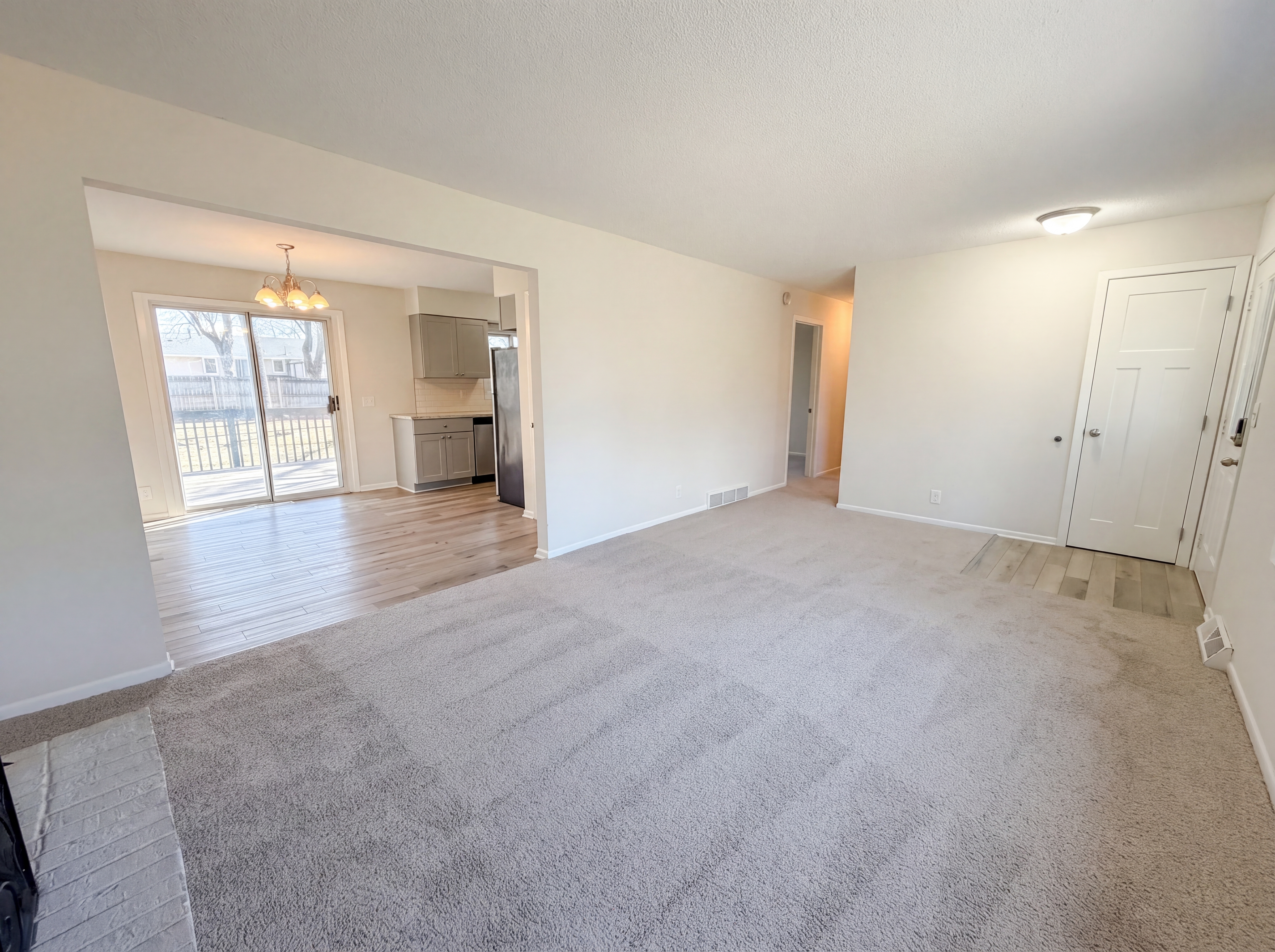 Photo 11 of 32 of 354 111th Ave NW, Coon Rapids, MN