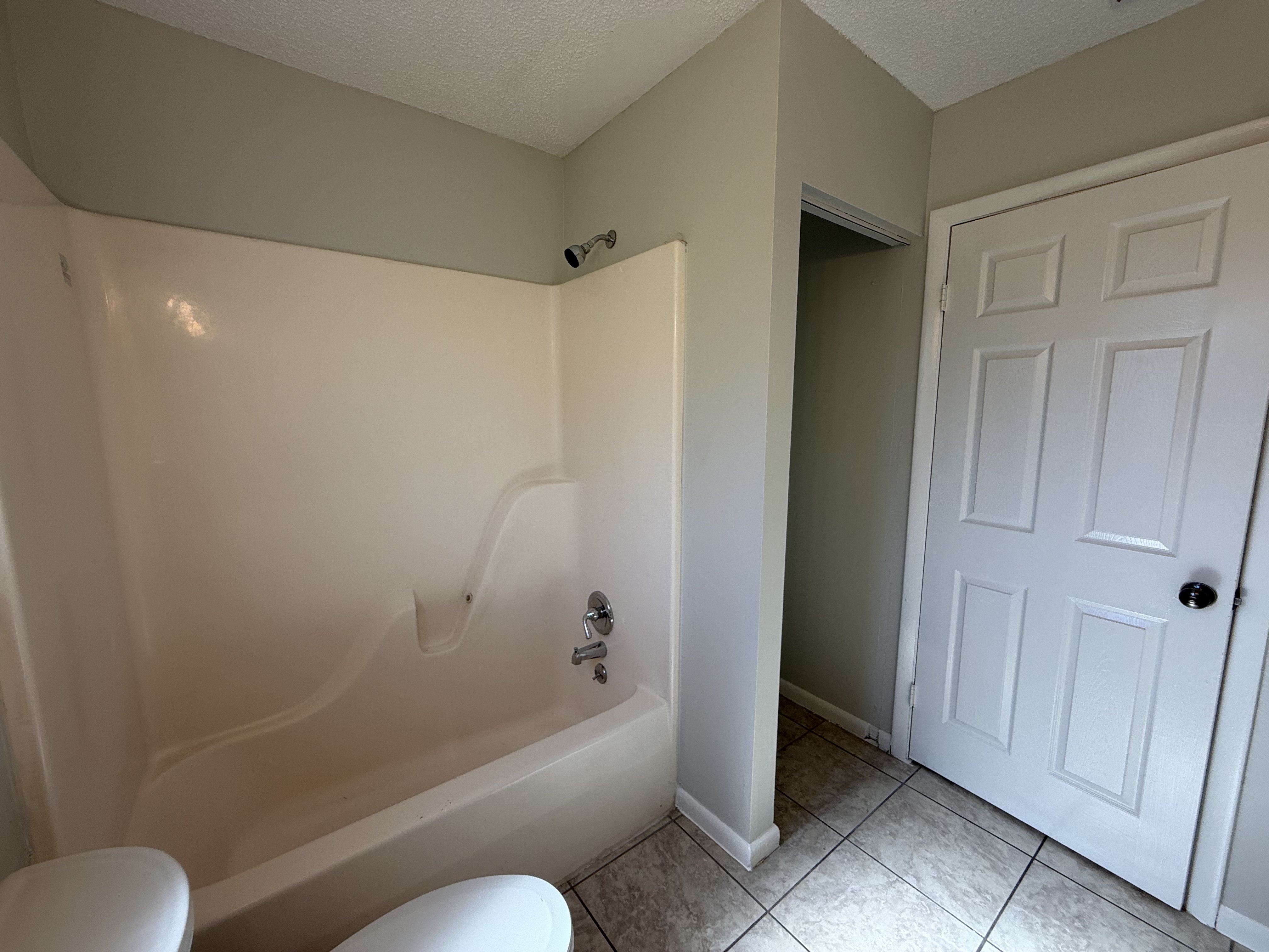 Photo 12 of 17 of 8801 SE 89th St, Ocala, FL